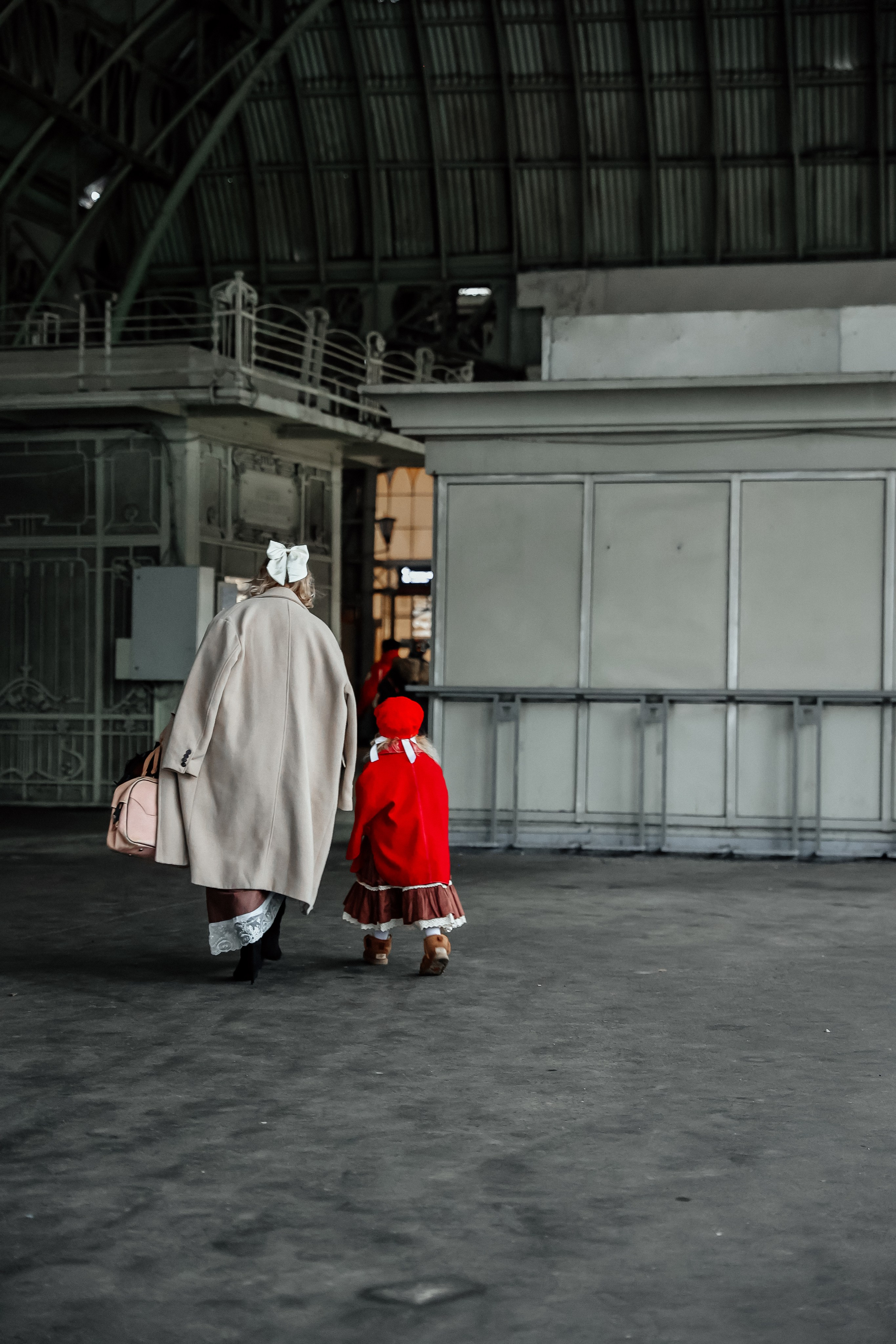 Ретро съемка на Витебском вокзале. Фотограф — Татьяна Кириллова, г. Санкт-Петербург