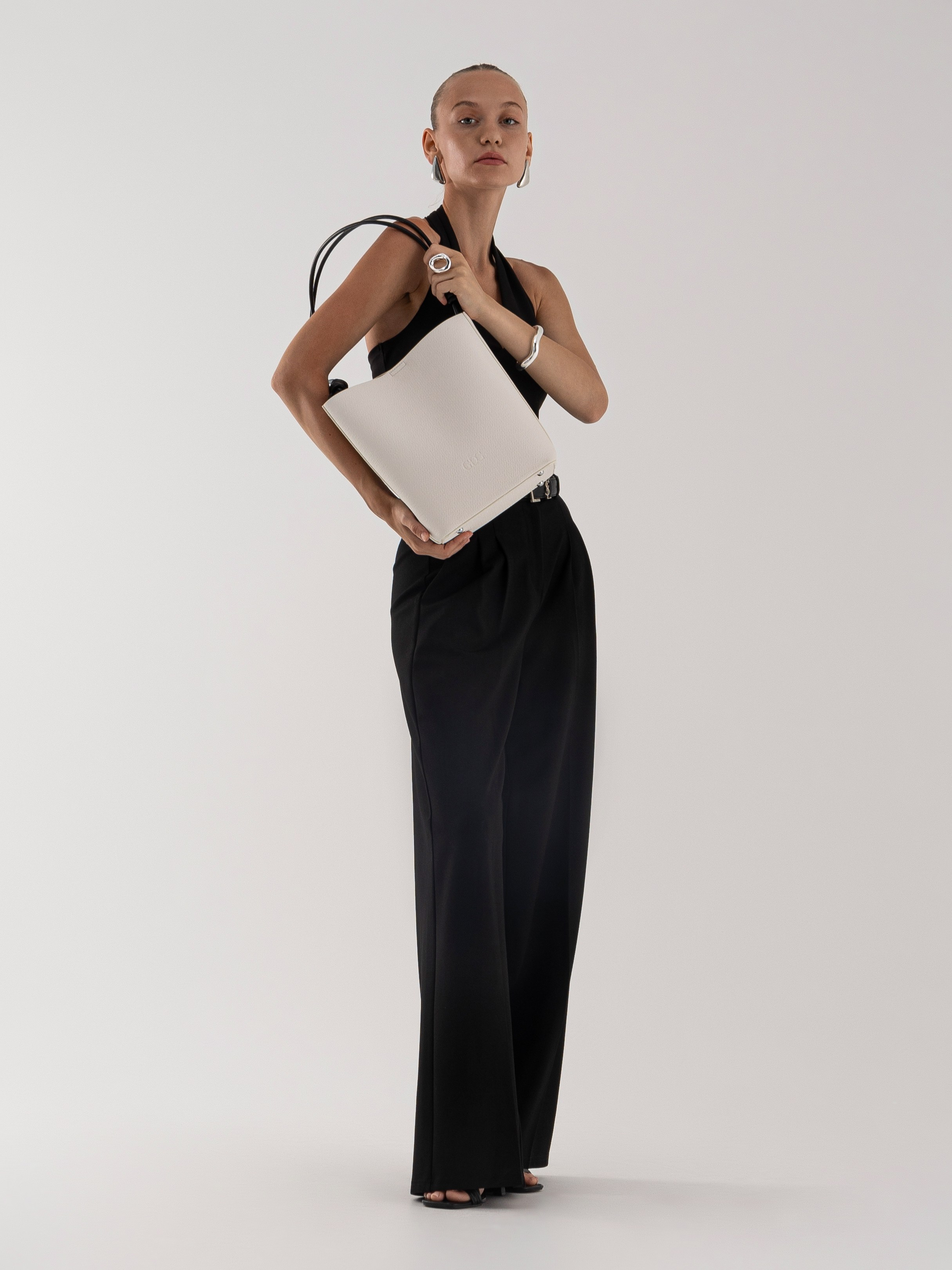 Софья. Фото для маркетплейсов в самых сочных локациях города Сочи