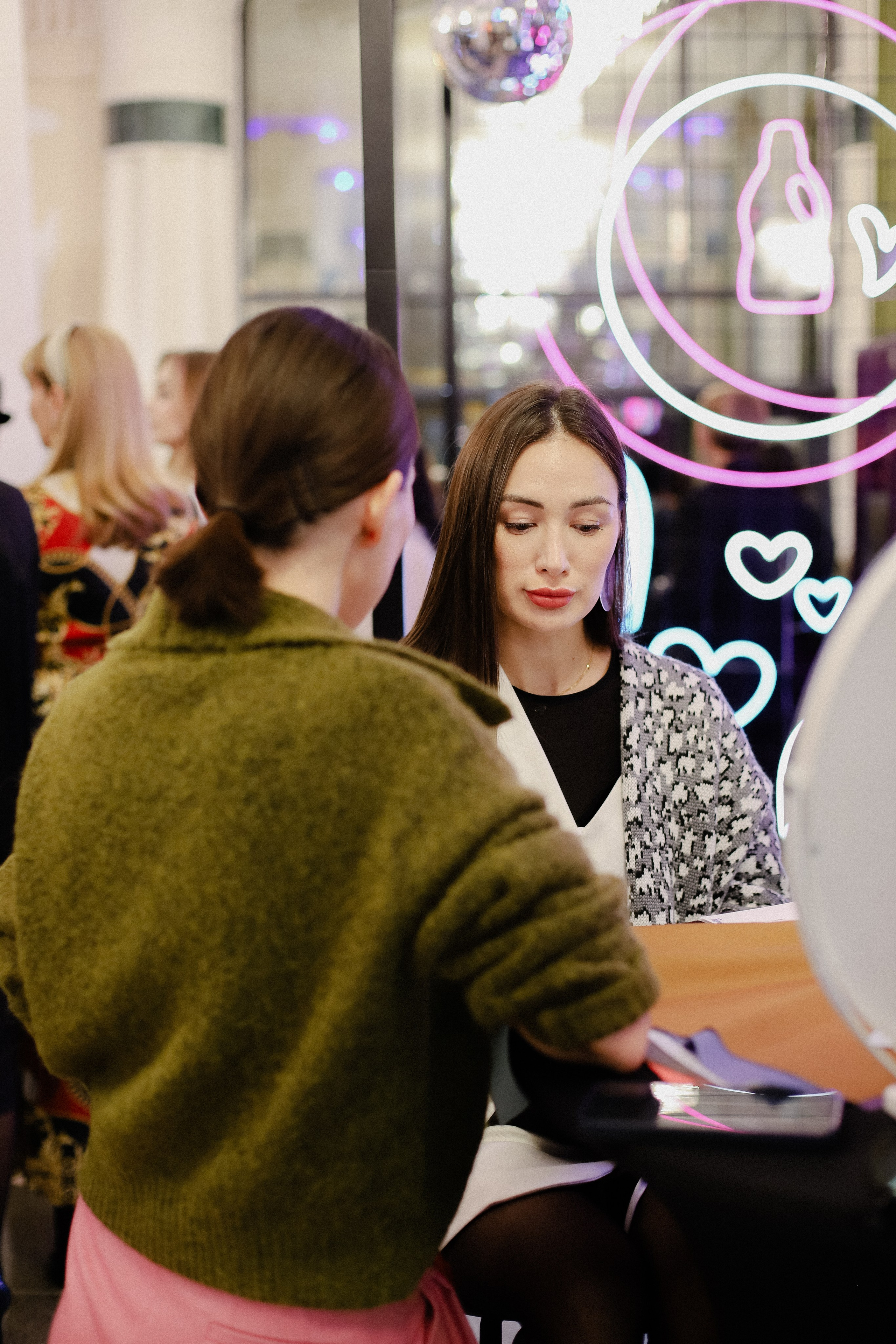 17.10 FWA зона Schwarzkopf и Perwoll. Фотограф в Алматы и Москве Даша Пушкина