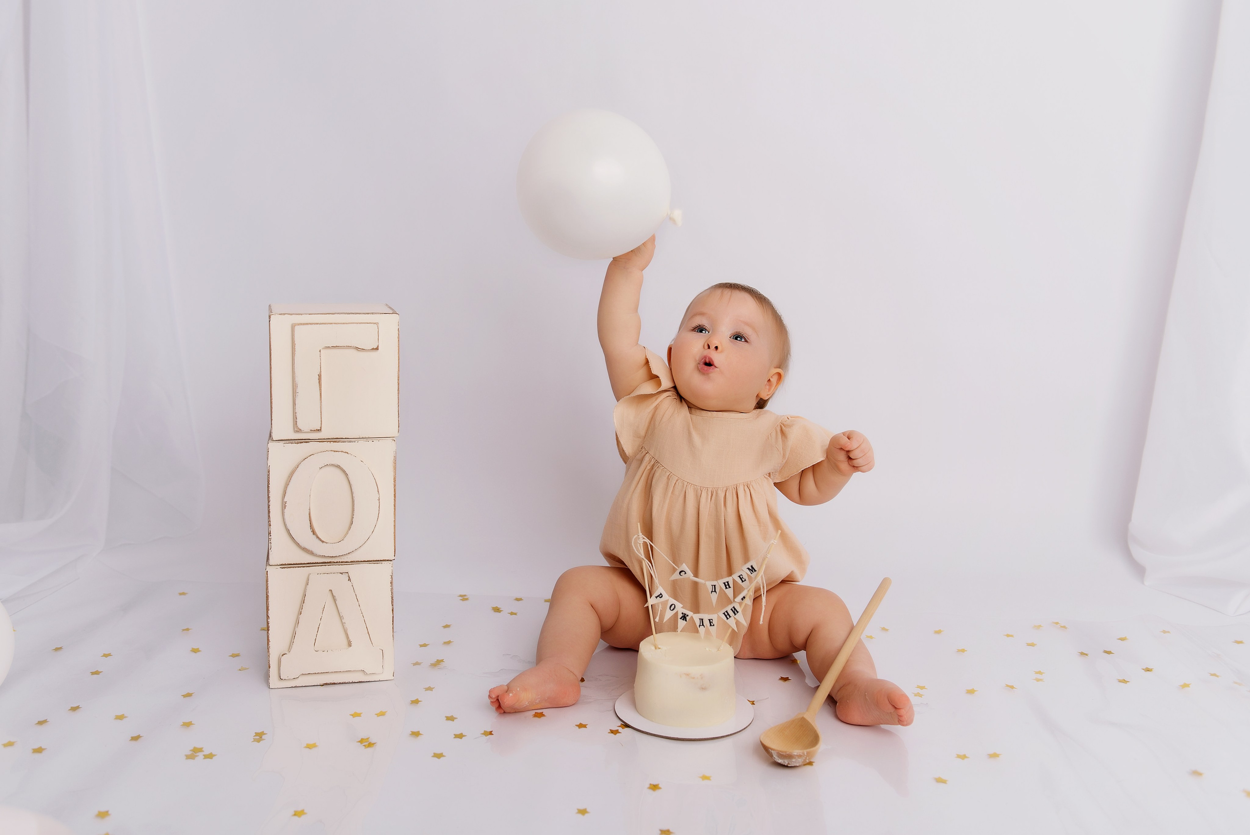 Первый годик съёмка в Москве. Детский фотограф в Долгопрудном и Москве