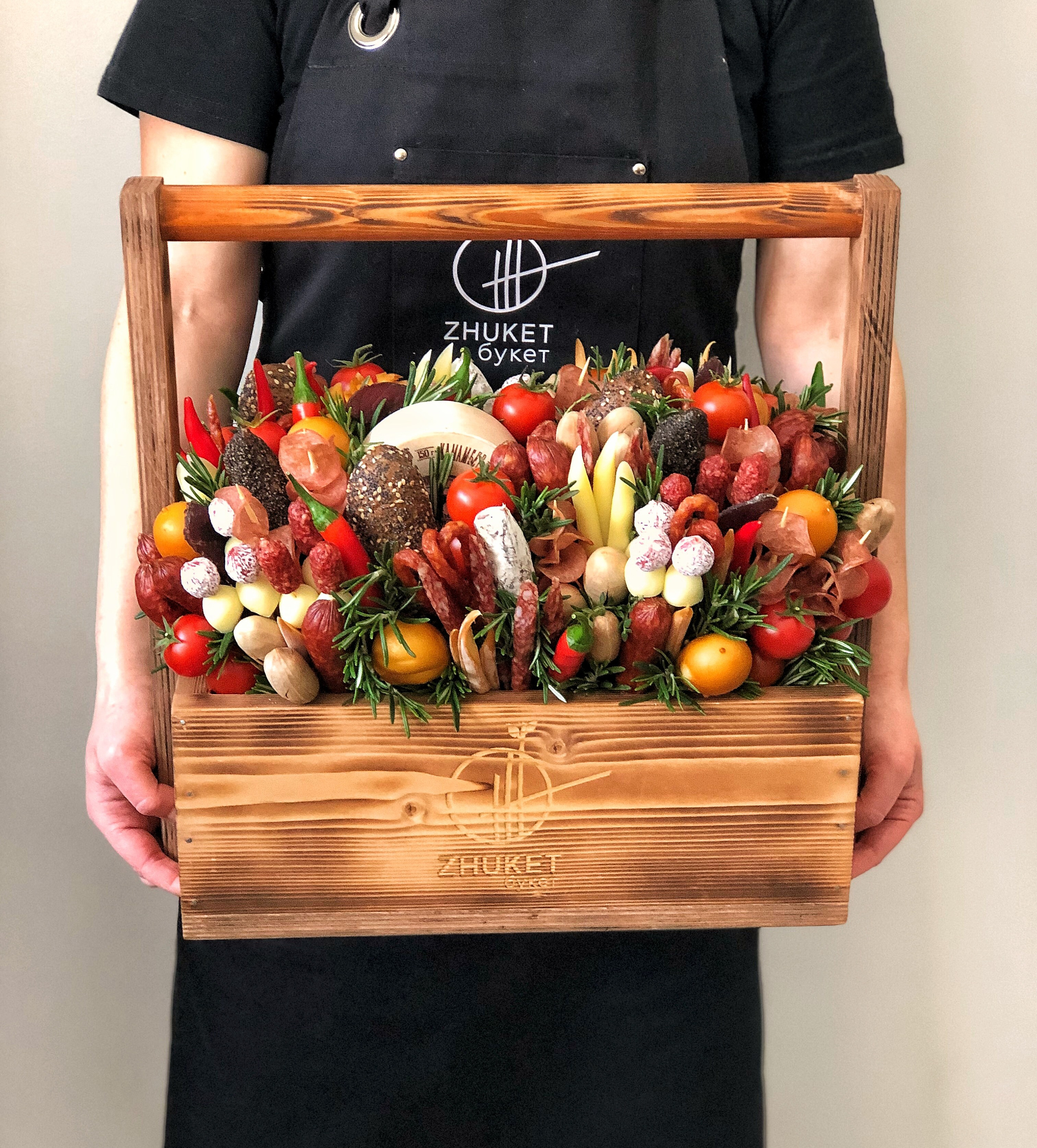 Колбасные. Выездной кейтеринг, съедобные букеты, торты и сладости на заказ