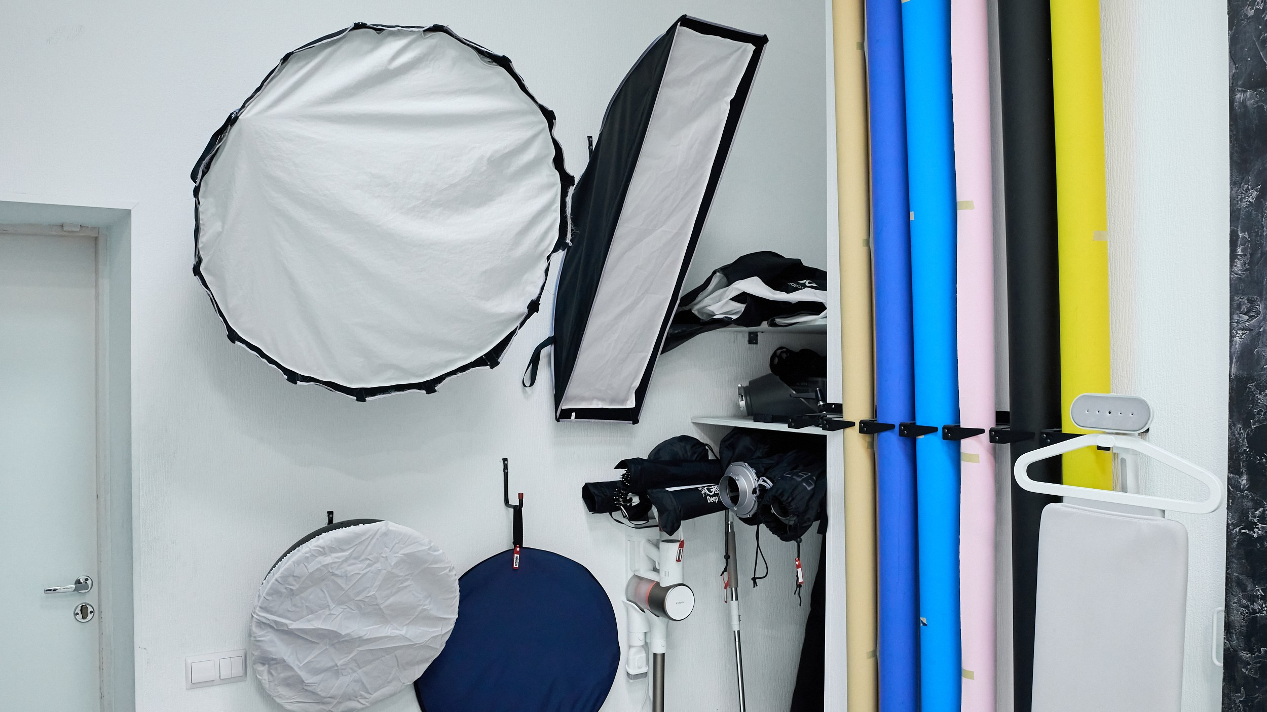 GLOW STUDIO| Профессиональная фотостудия в центре Екатеринбурга