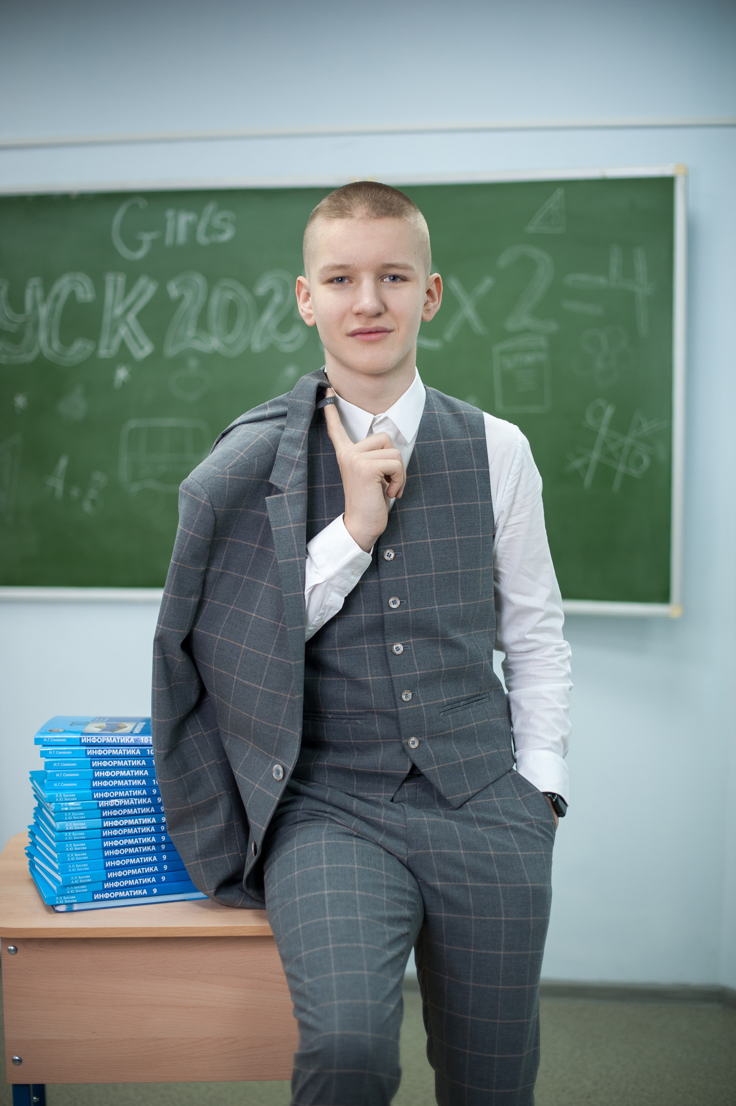 Портреты старшеклассники. Выпускной альбом Чехов, Подольск, Москва