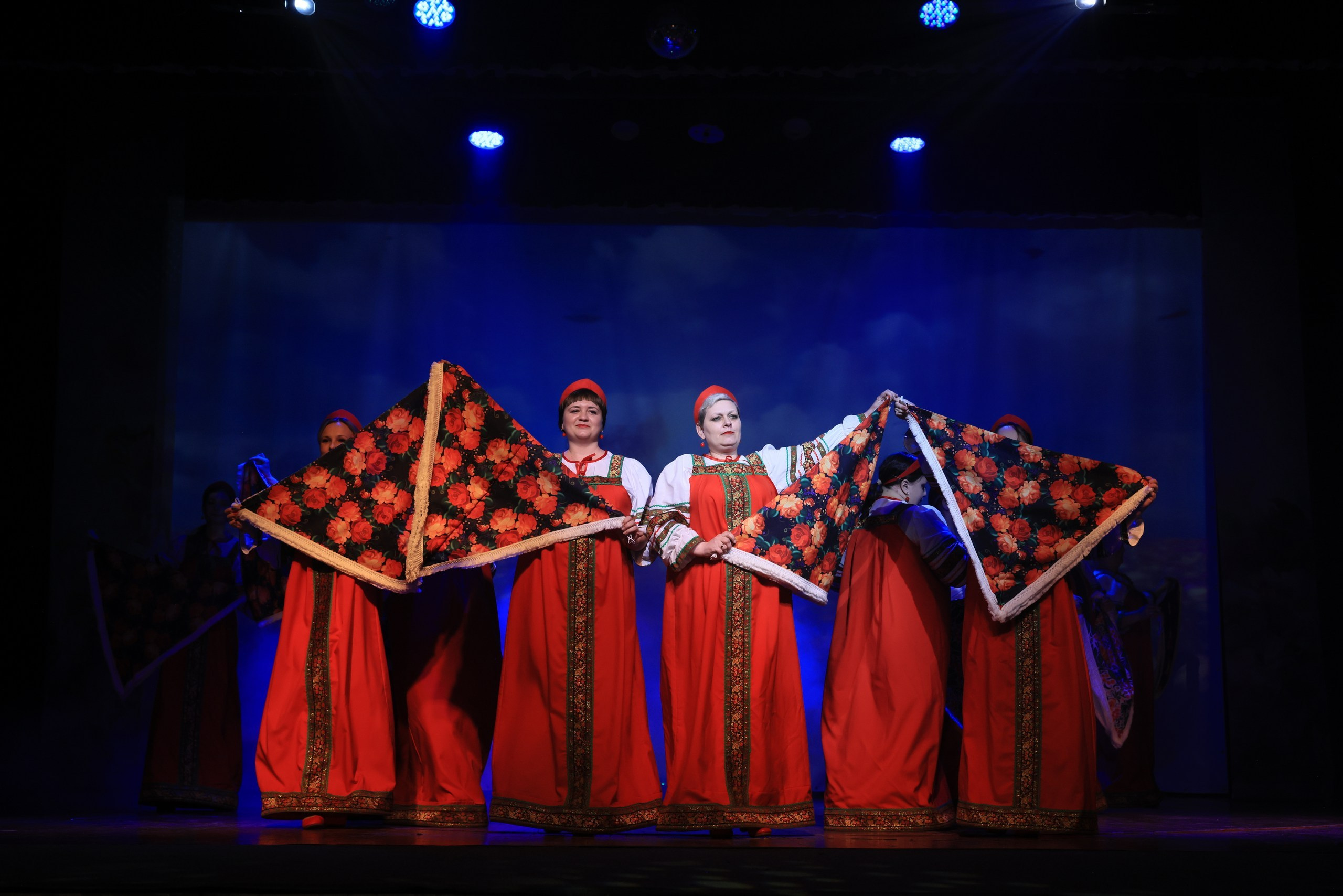 Концерт к 8 Марта в ДК «Металлург» г. Тула. Фотограф в Туле Крупский АнДРей. Фотостудия «КАДР71» в Туле