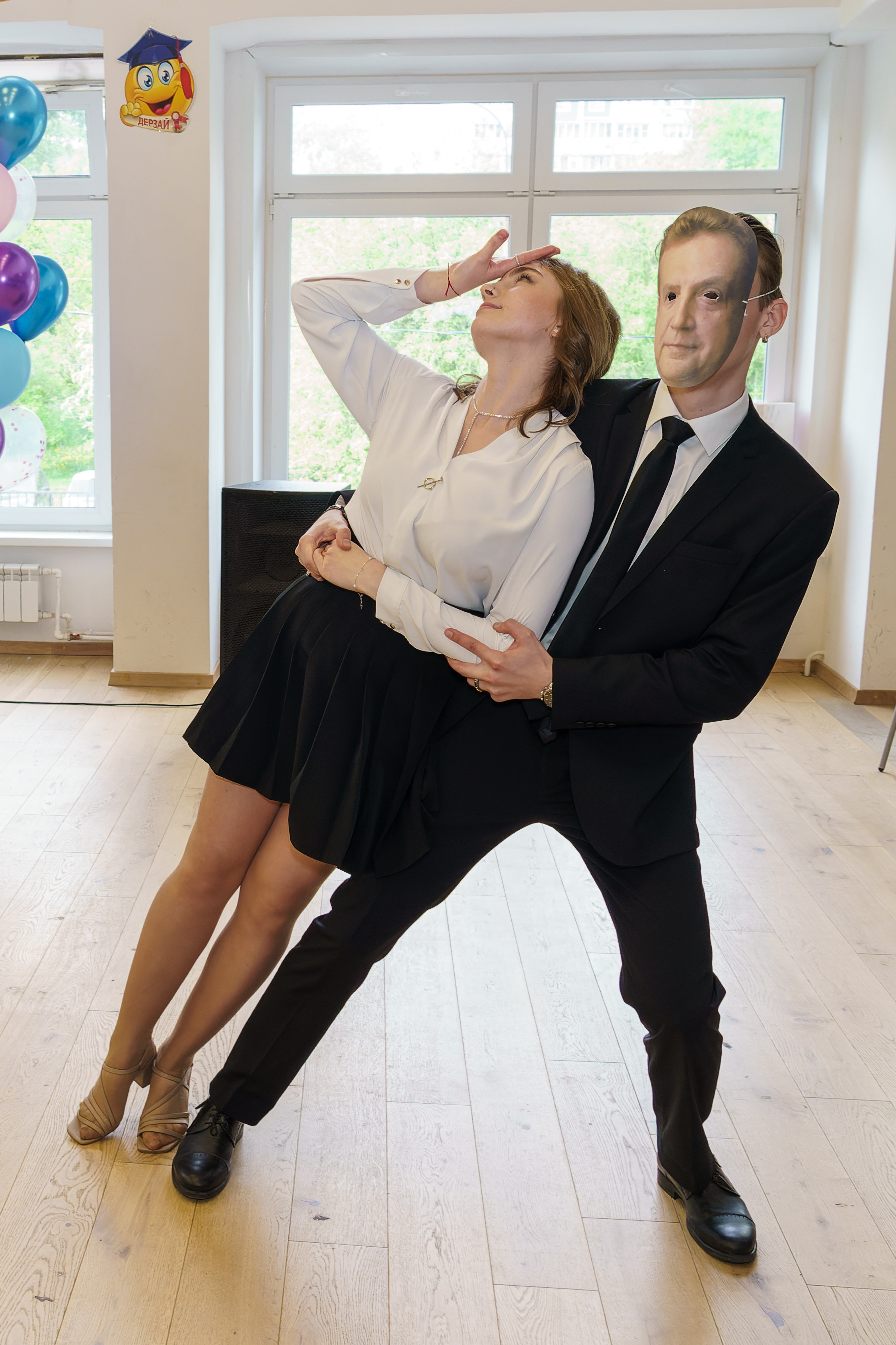 Последний звонок, выпускной в школе. «Студия DRONAVT`s» — видеосъёмка и фотография г. Москва