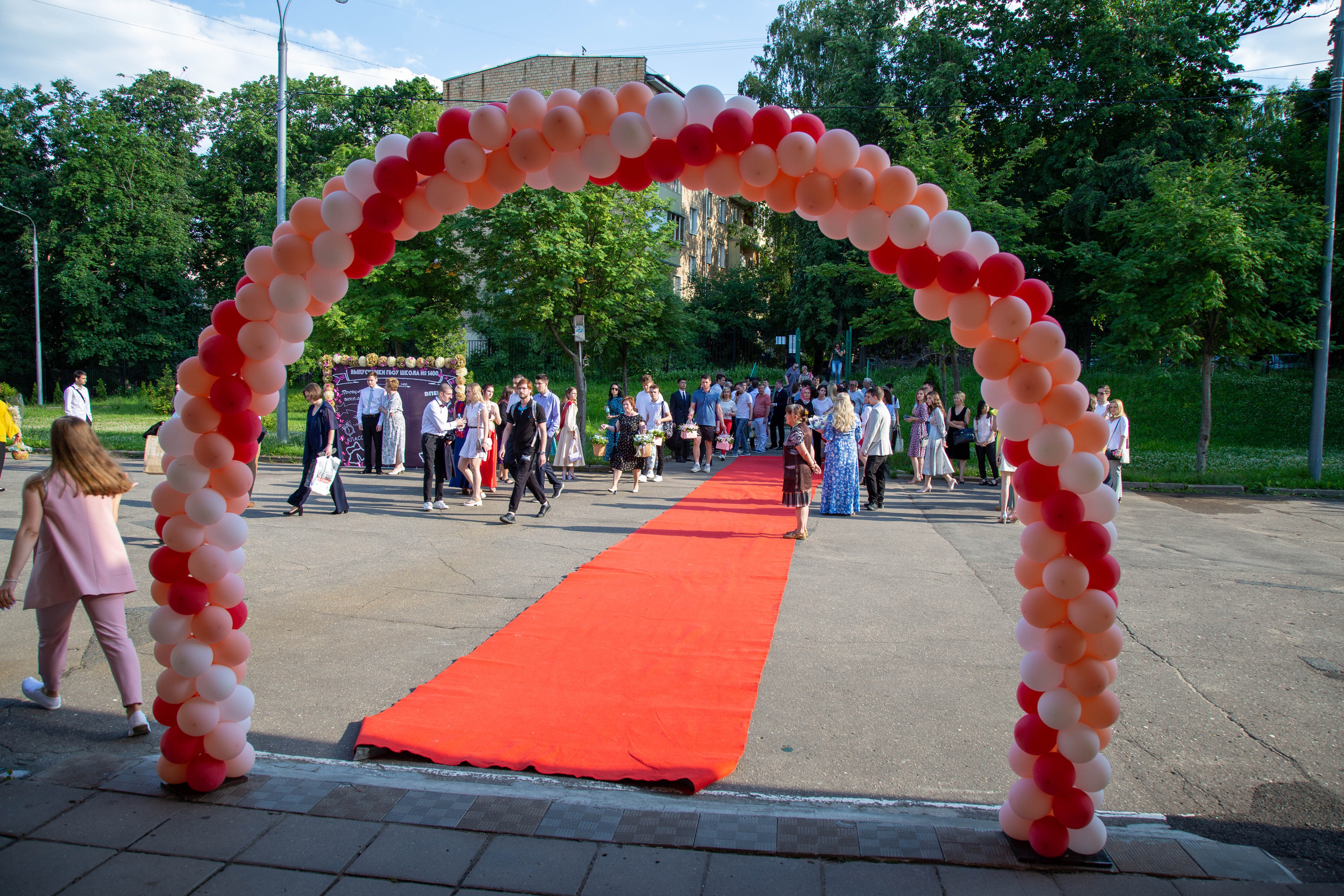 Последний звонок, выпускной в школе. «Студия DRONAVT`s» — видеосъёмка и фотография г. Москва