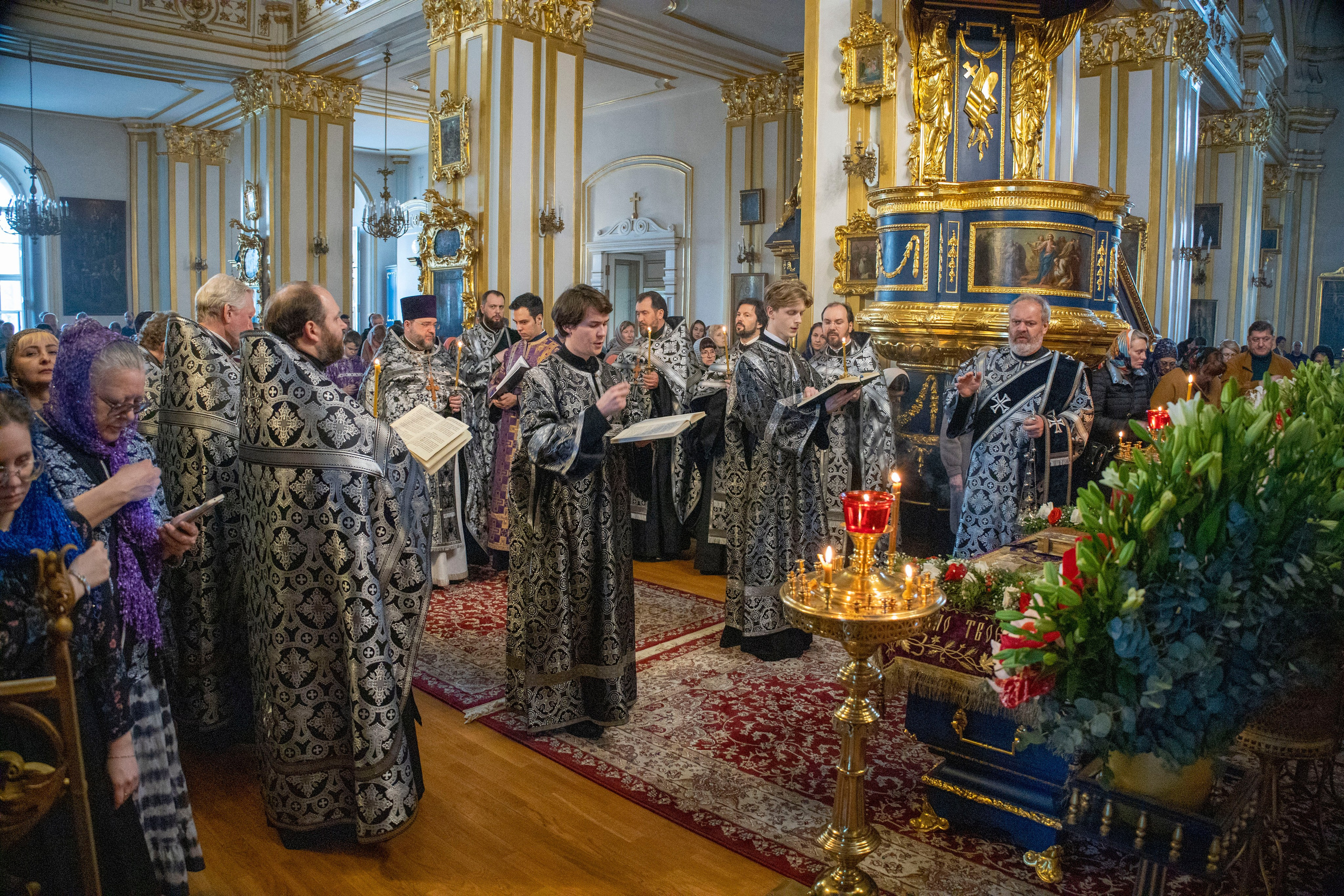 ЧИН ПОГРЕБЕНИЯ СПАСИТЕЛЯ. НИКОЛО-БОГОЯВЛЕНСКИЙ МОРСКОЙ СОБОР