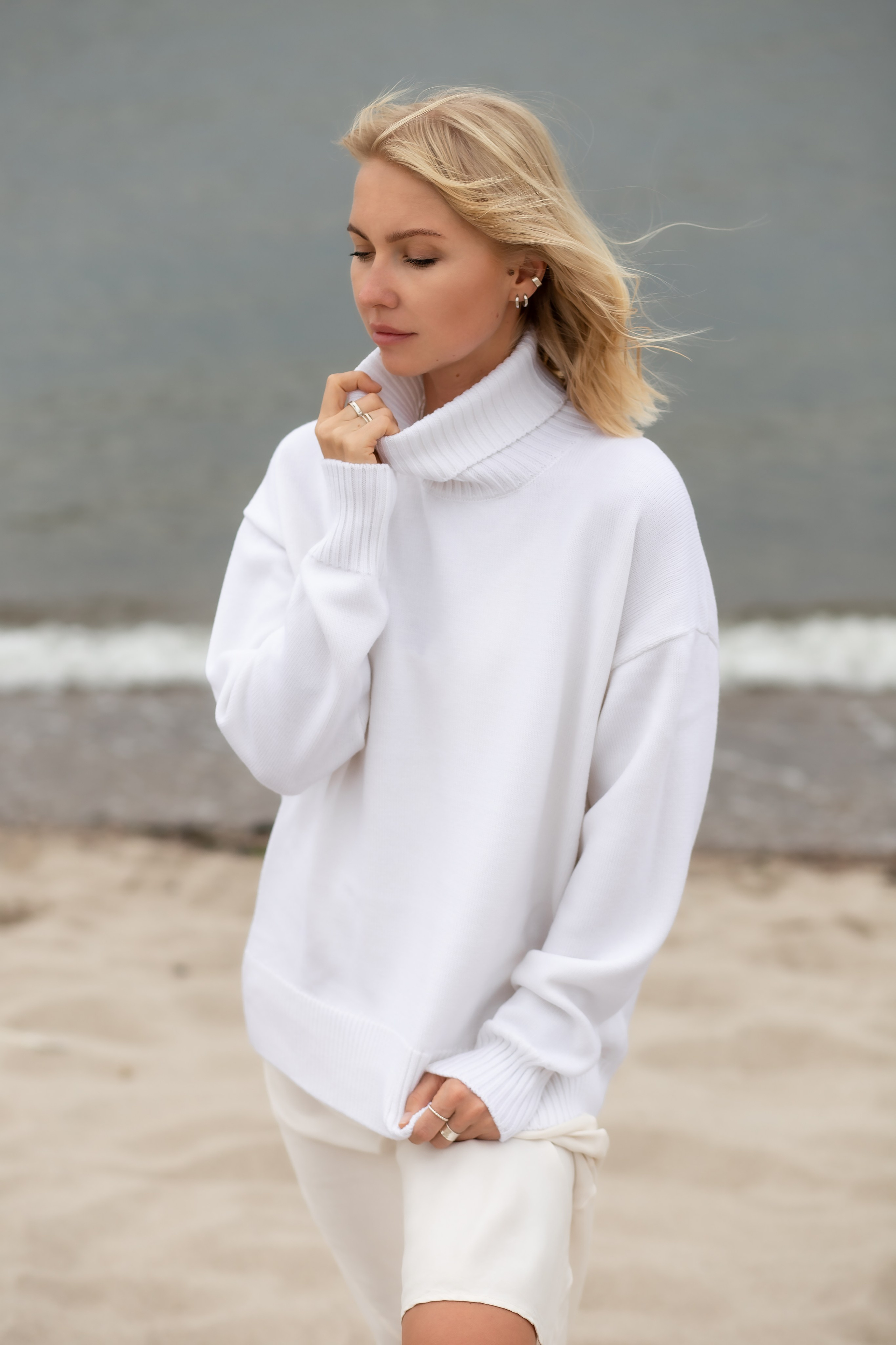 Вера в Янтарном. Перед дождем. Фотограф в Калининграде Решетникова Алина