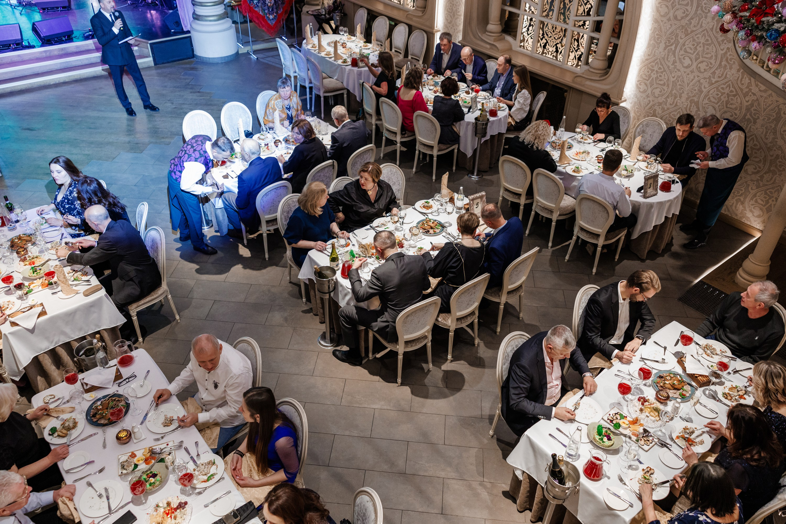 Новогодний корпоратив в ресторане Тройка. Фотограф в Санкт-Петербурге — Сергей Петров