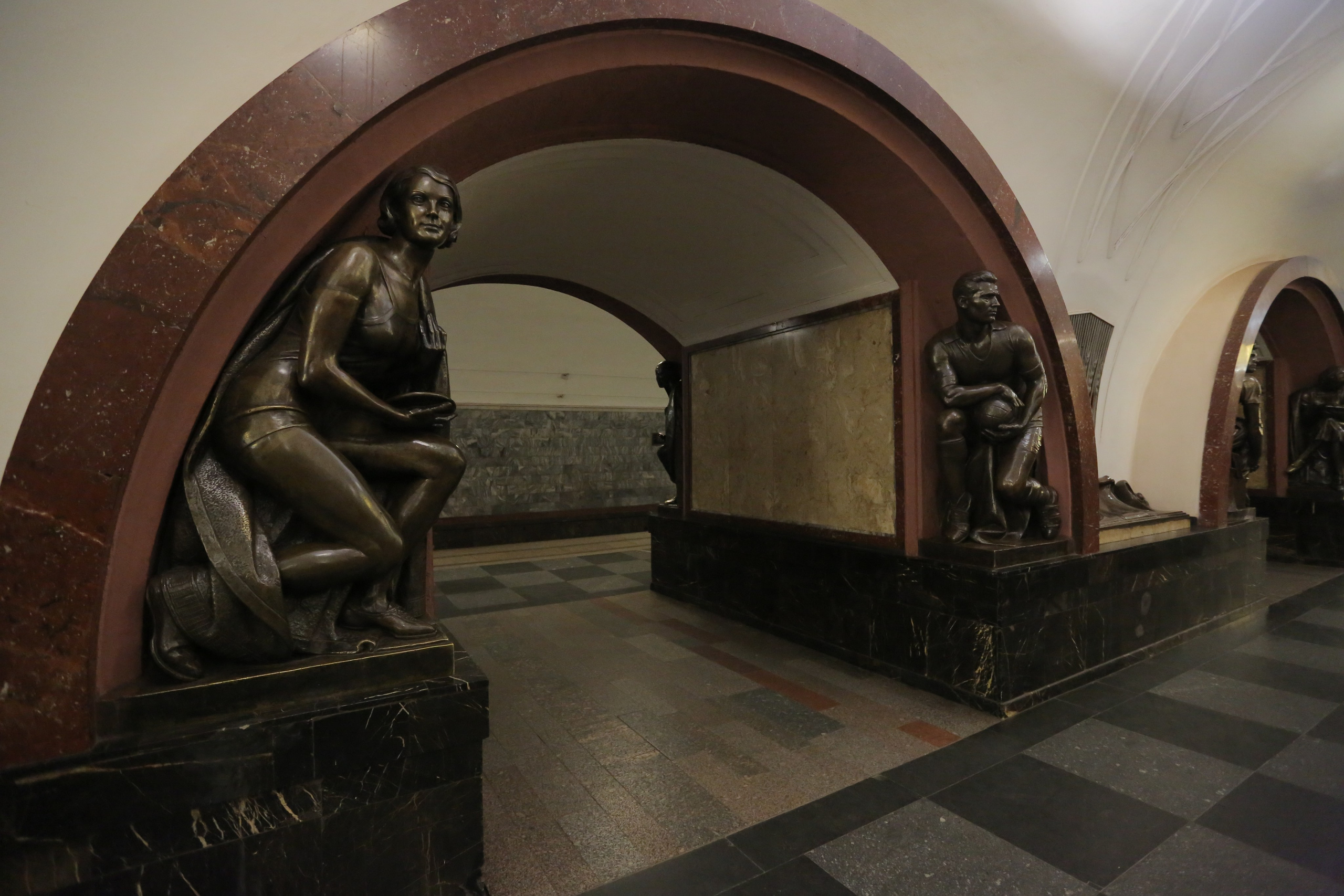 Фото метро в Москве. Студия Максима Белослюдцева