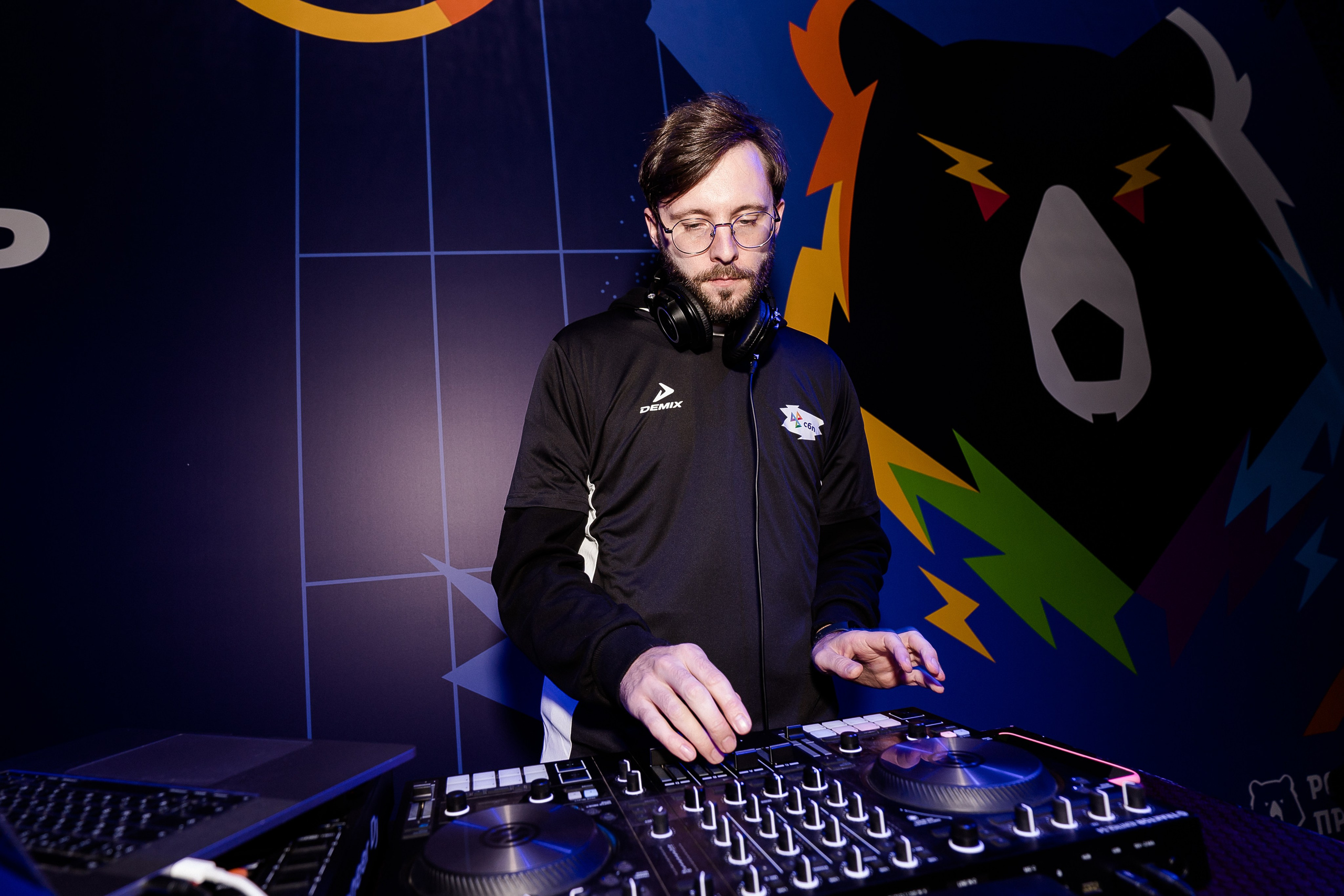 ФК «СКОРОСТЬ РЕШАЕТ» от СБП, РПЛ и Плюс Дача. Репортажный и свадебный фотограф в Москве