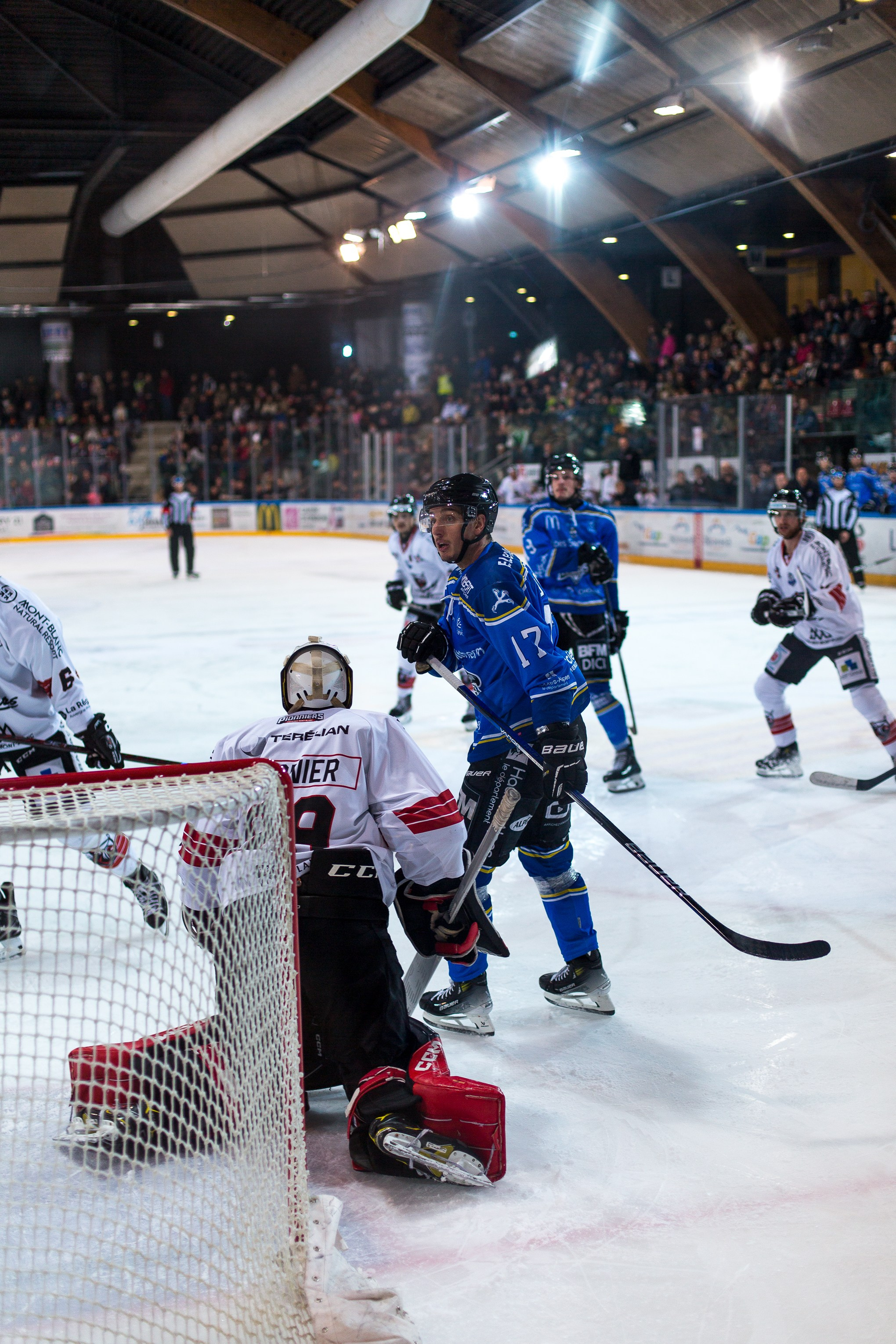 Хоккейный матч