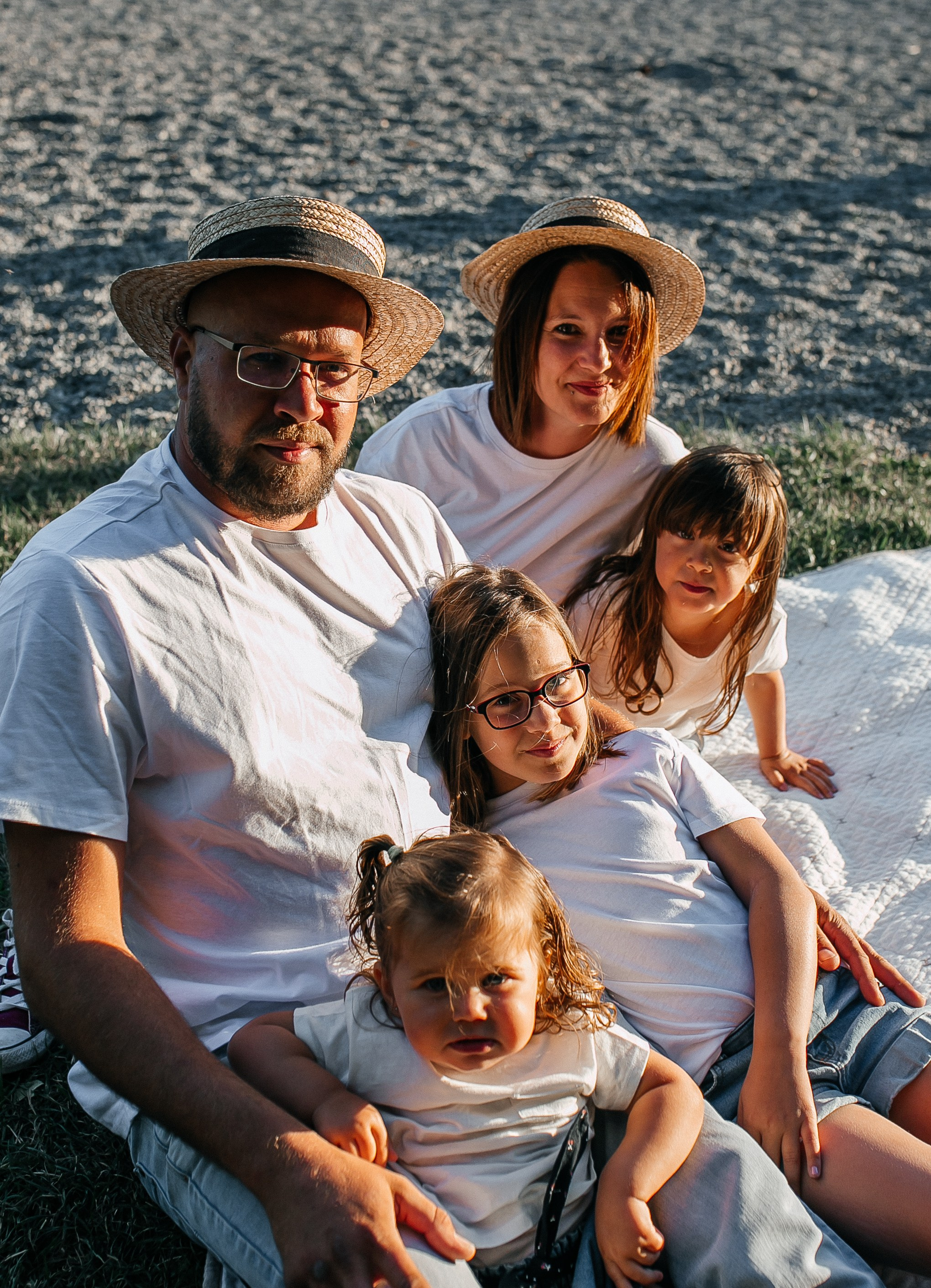 Стив, Шарли, Каро, Тэа, Нора