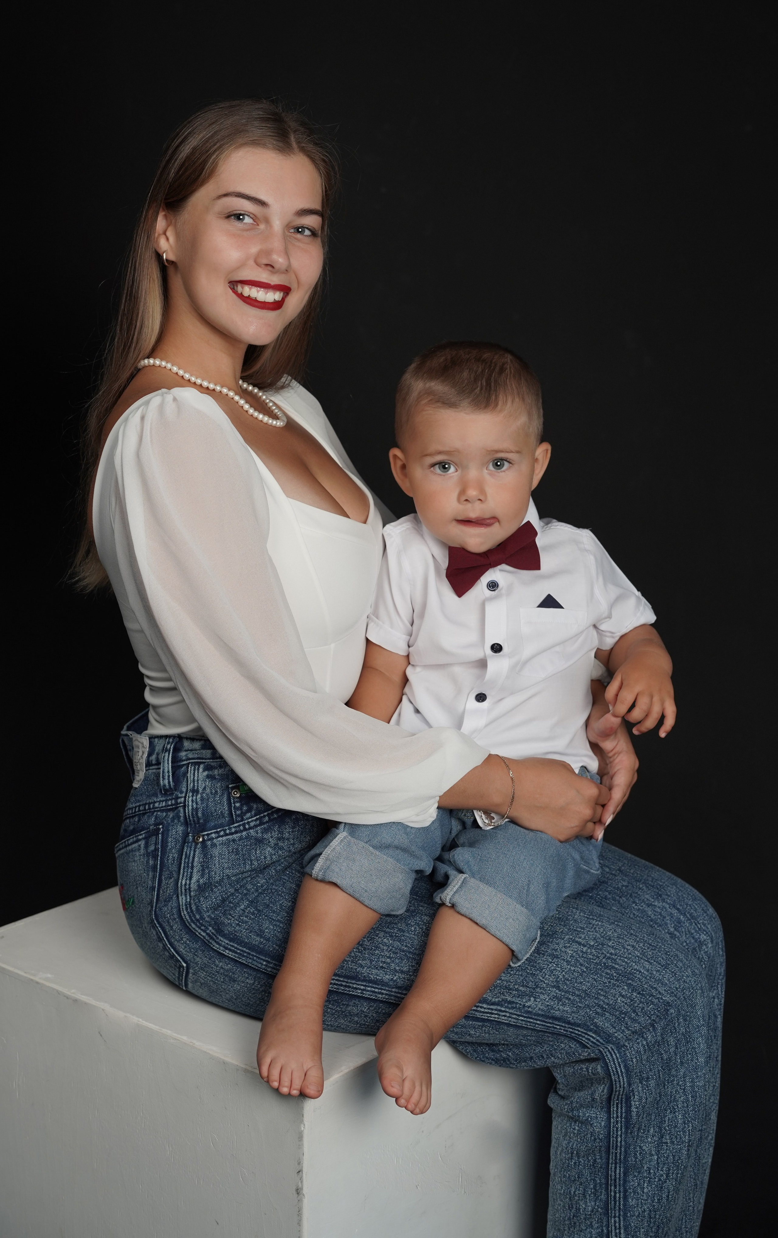 Лиза Максим. Студийный и портретный фотограф в САНКТ-ПЕТЕРБУРГЕИрина Махаон