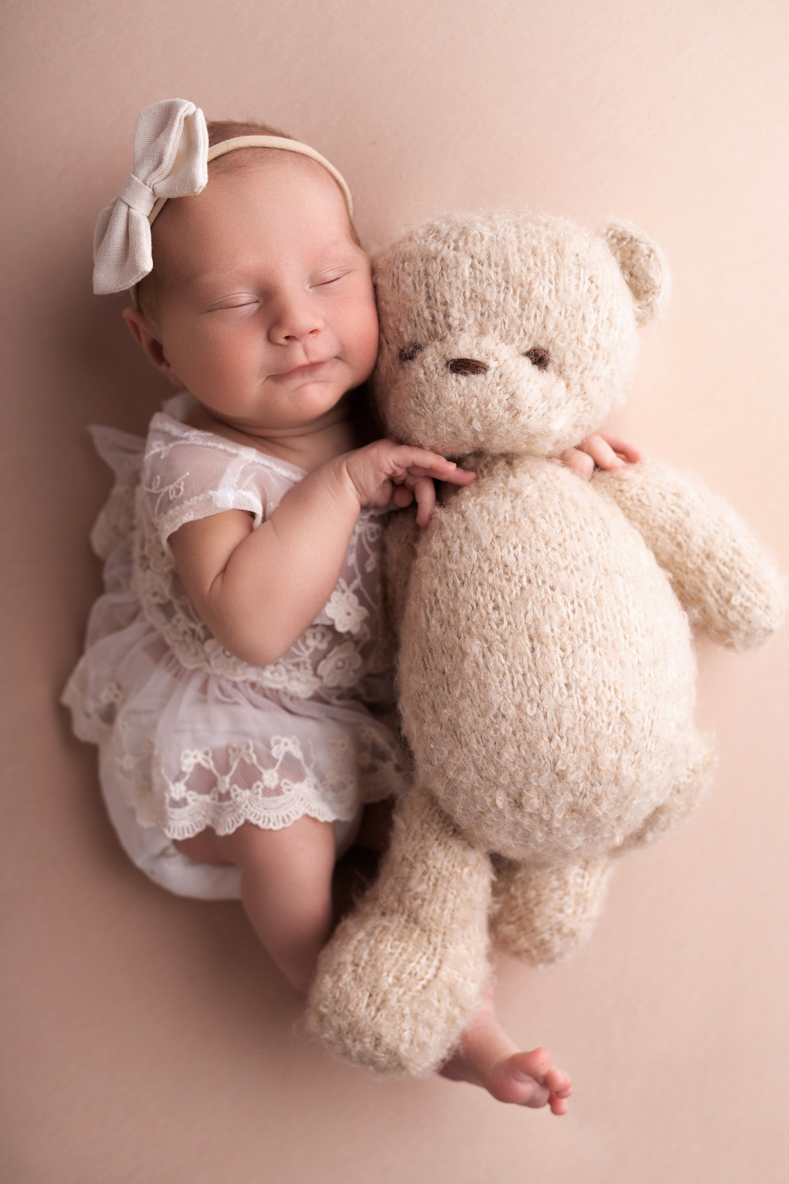 Классическая фотосессия малыша. Фотограф новорожденных малышей в Омске и Омской области Эльвира Камаева