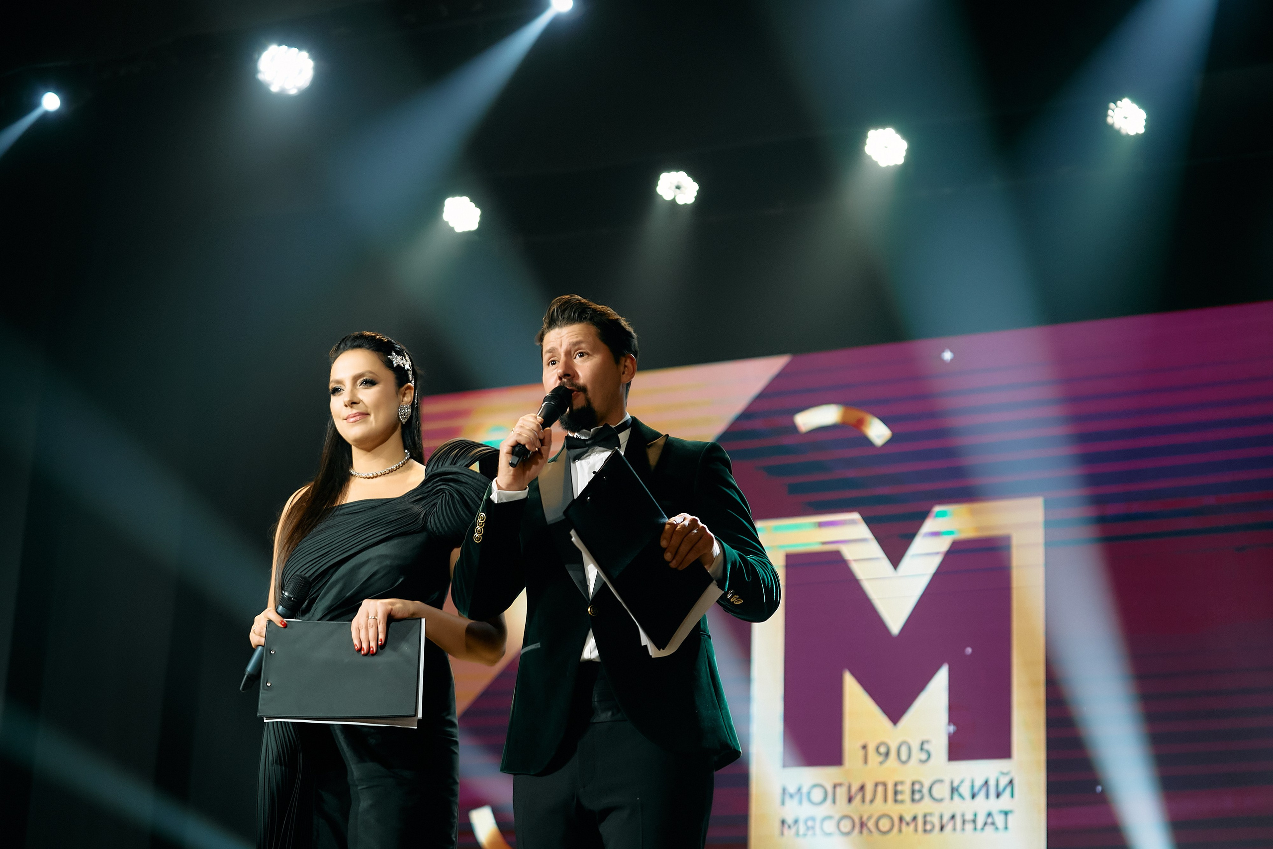 120 Мясокомбинат. Свадебный фотограф Минск РБ