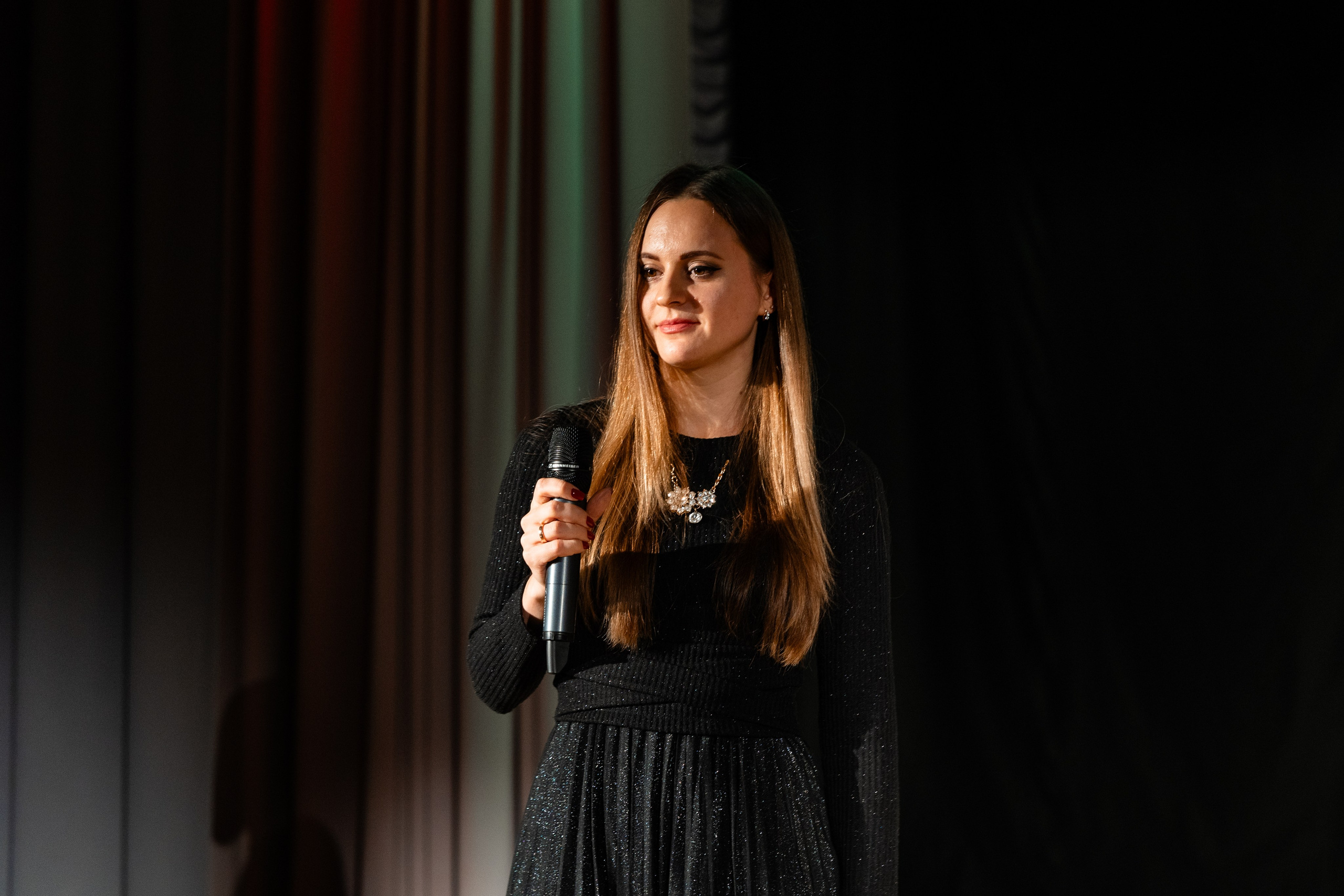 Концерт ДК Буривестник. Фотограф Никита Комаров