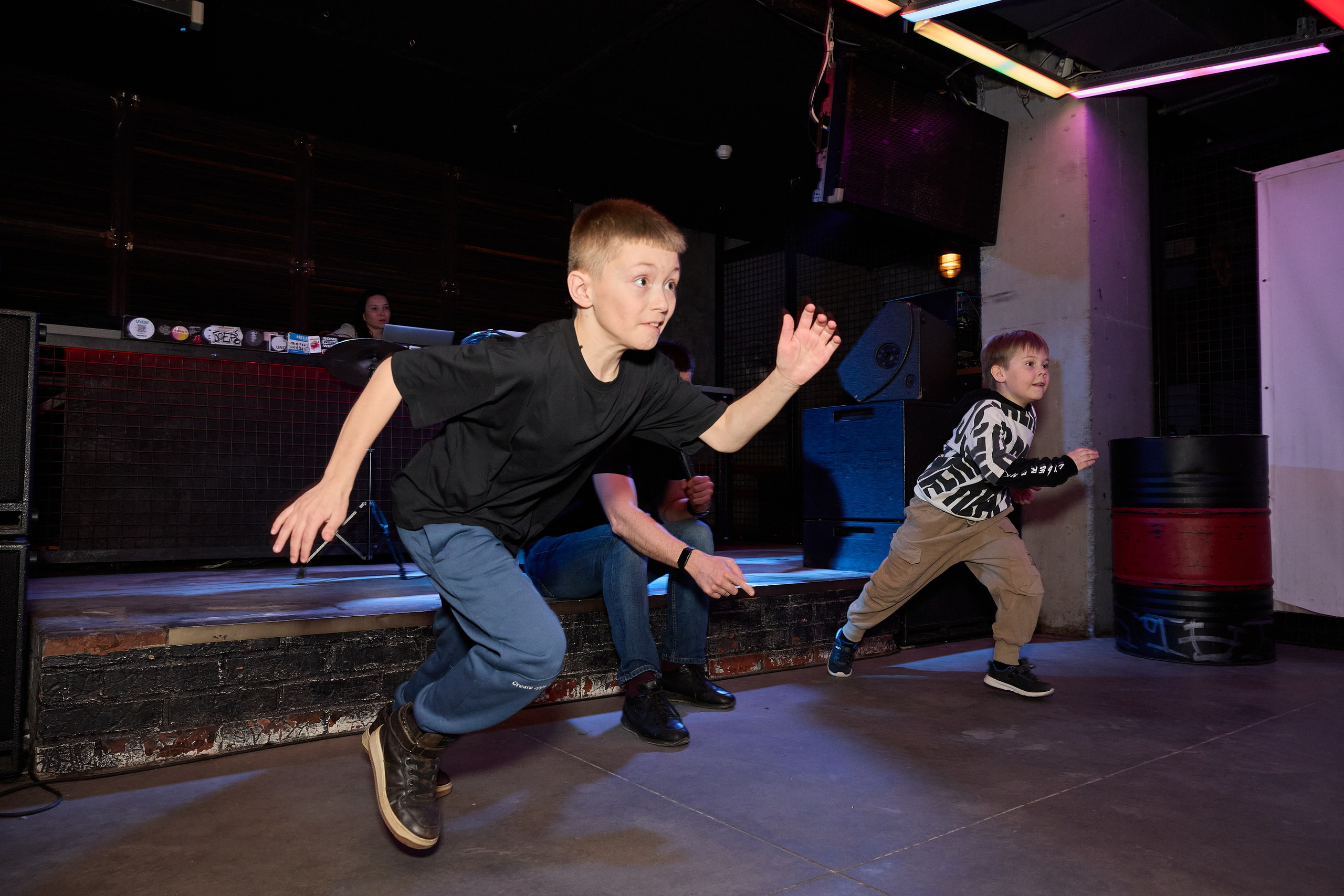 Фотосъёмка квестов и квест-шоу. Предметный и репортажный фотограф Алексей Кротов