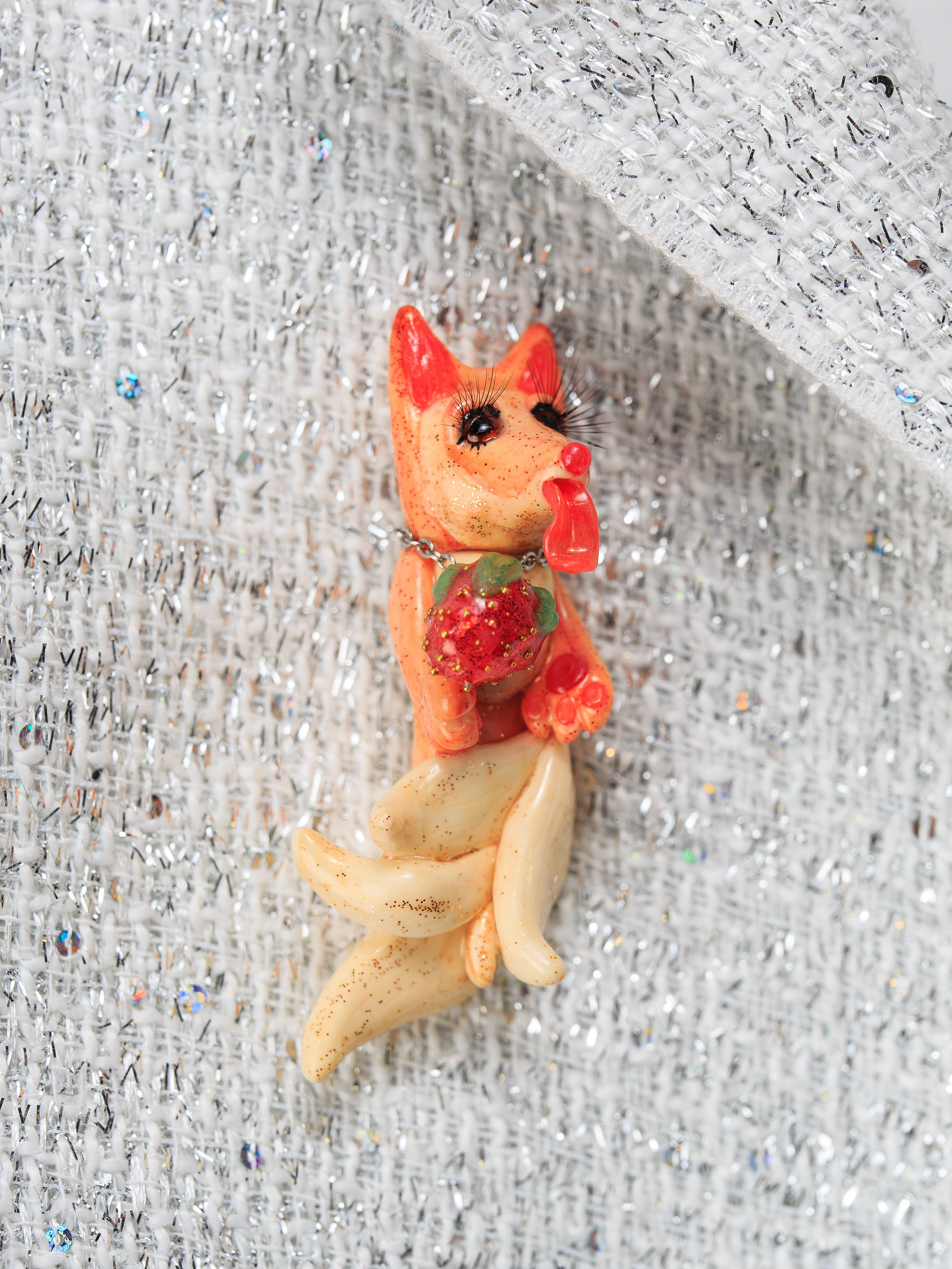 Значки и брошки. Творческая мастерская MimikaShop в г. Анапа