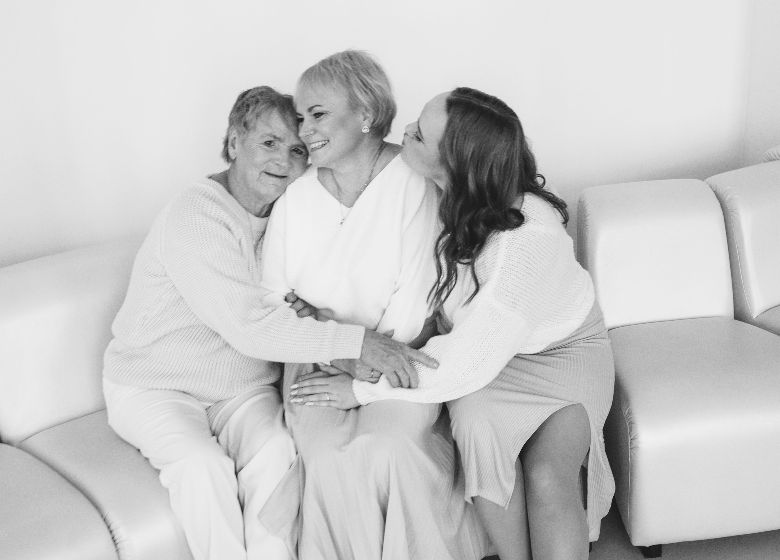 Галина Серафимовна, Марина, Екатерина 2024. Фотограф Наталья Шпиллер Санкт-Петербург