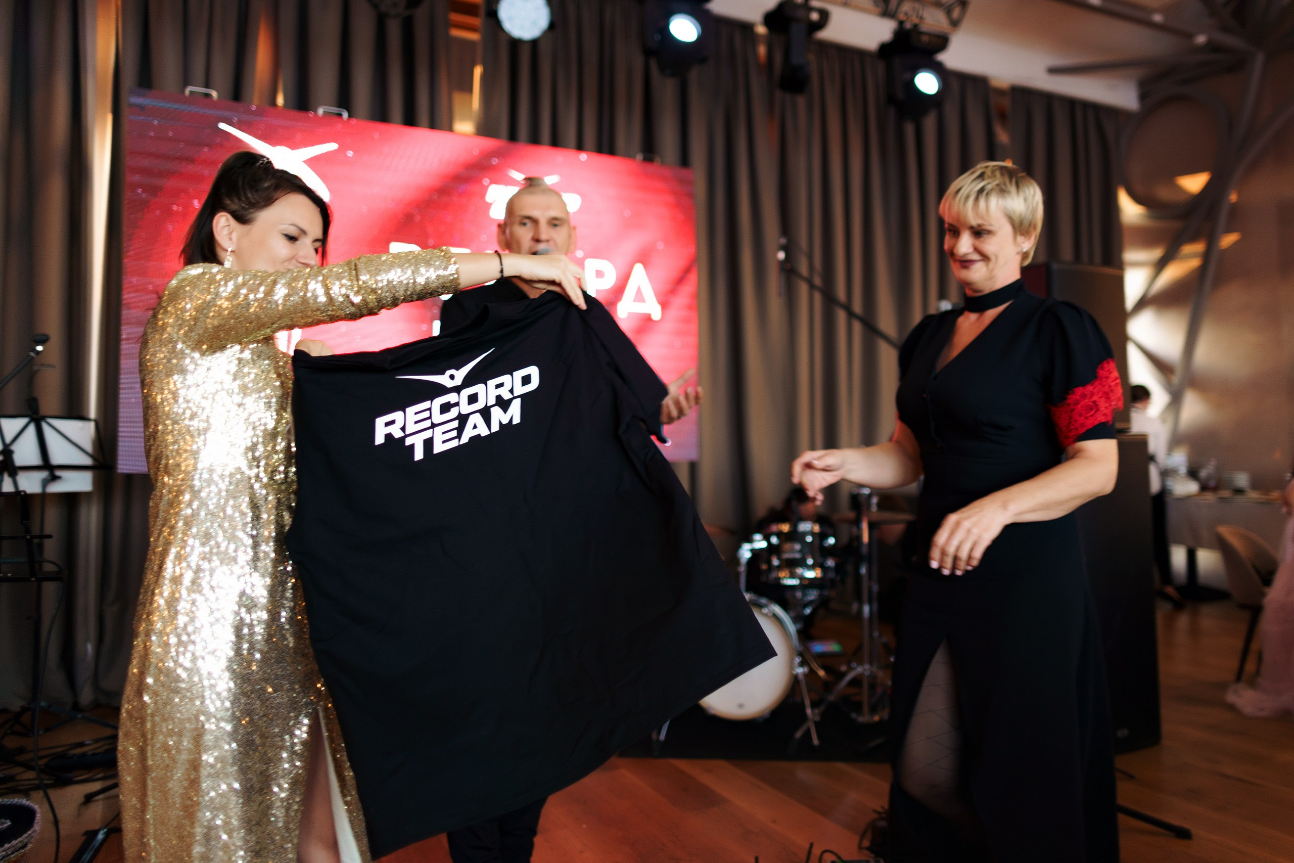 День рождения Radio Record. Свадебный и семейный фотограф Ярослав Фущич