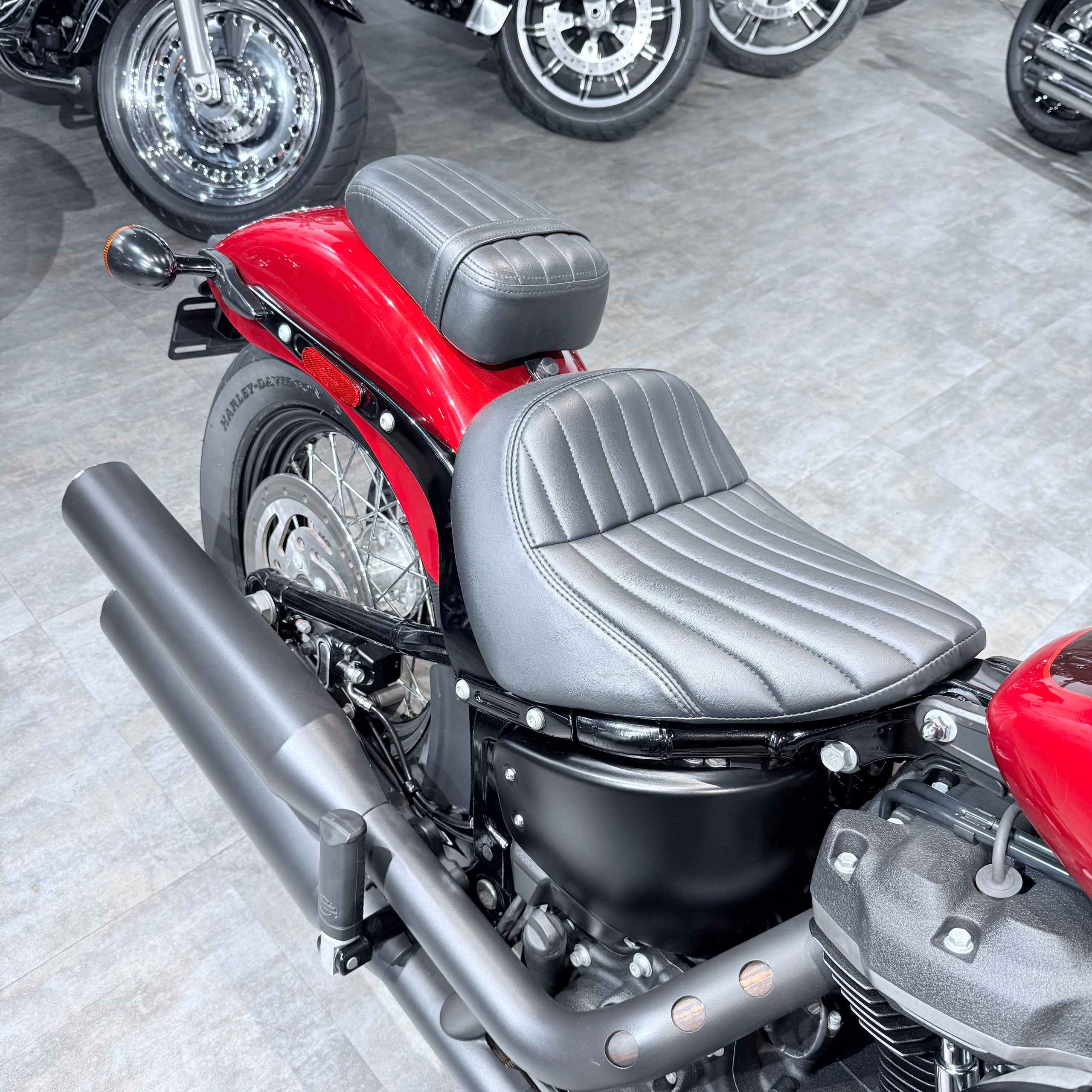 2017 Street Bob 107 ABS Red Pearl Brown. Hello Davidson, Москва. Только хорошие мотоциклы…