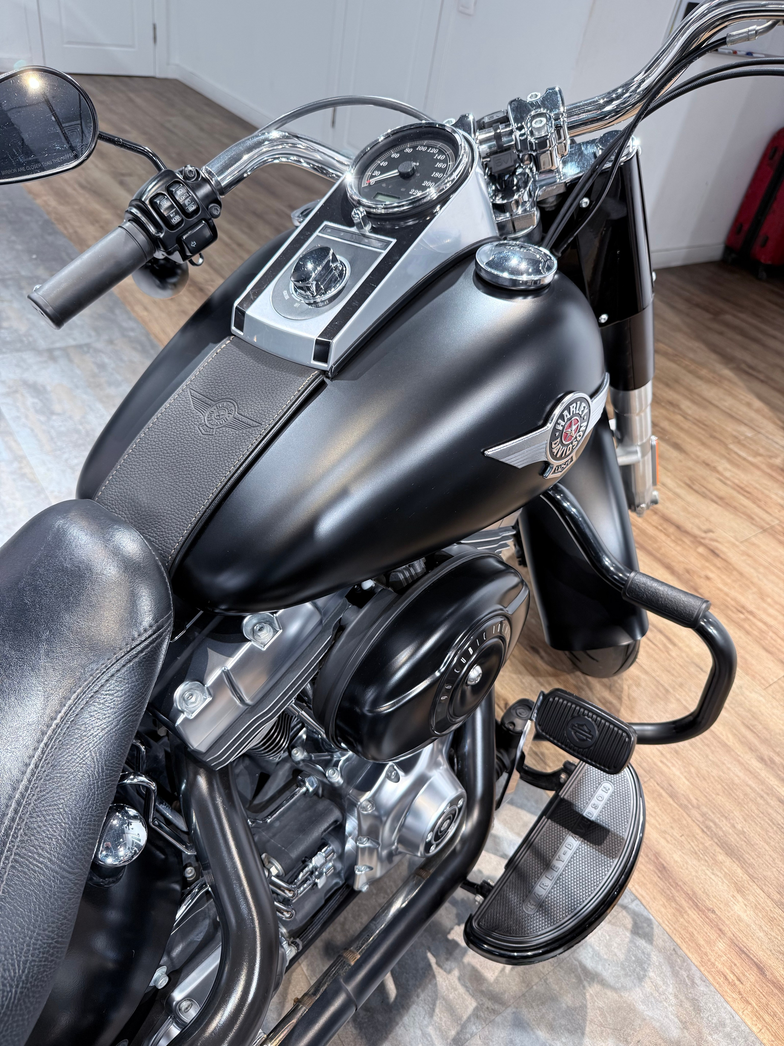 2014 Fat Boy Black Matt ABS. Hello Davidson, Москва. Только хорошие мотоциклы…