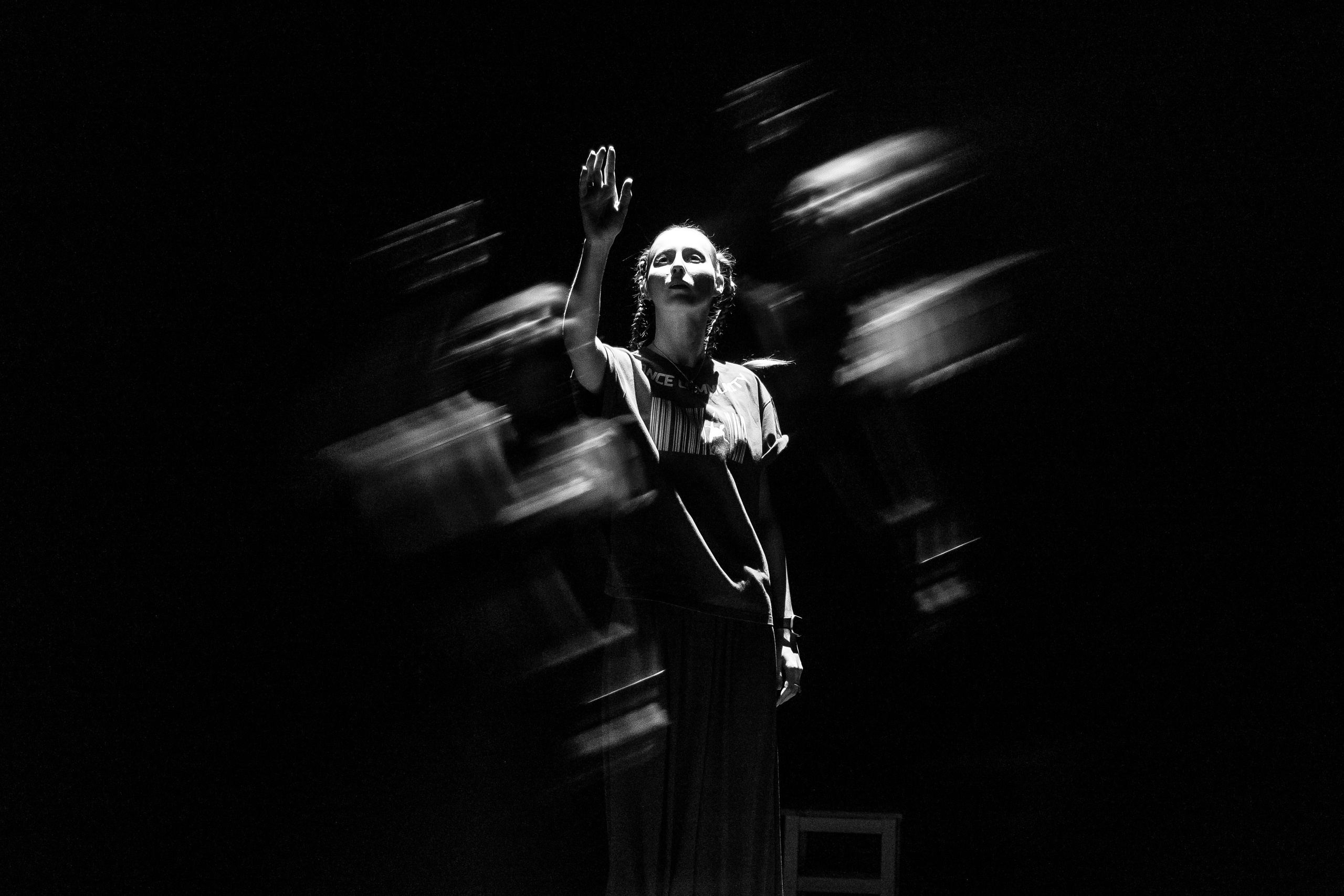 Спектакль Егора Дружинина «Всюду жизнь»