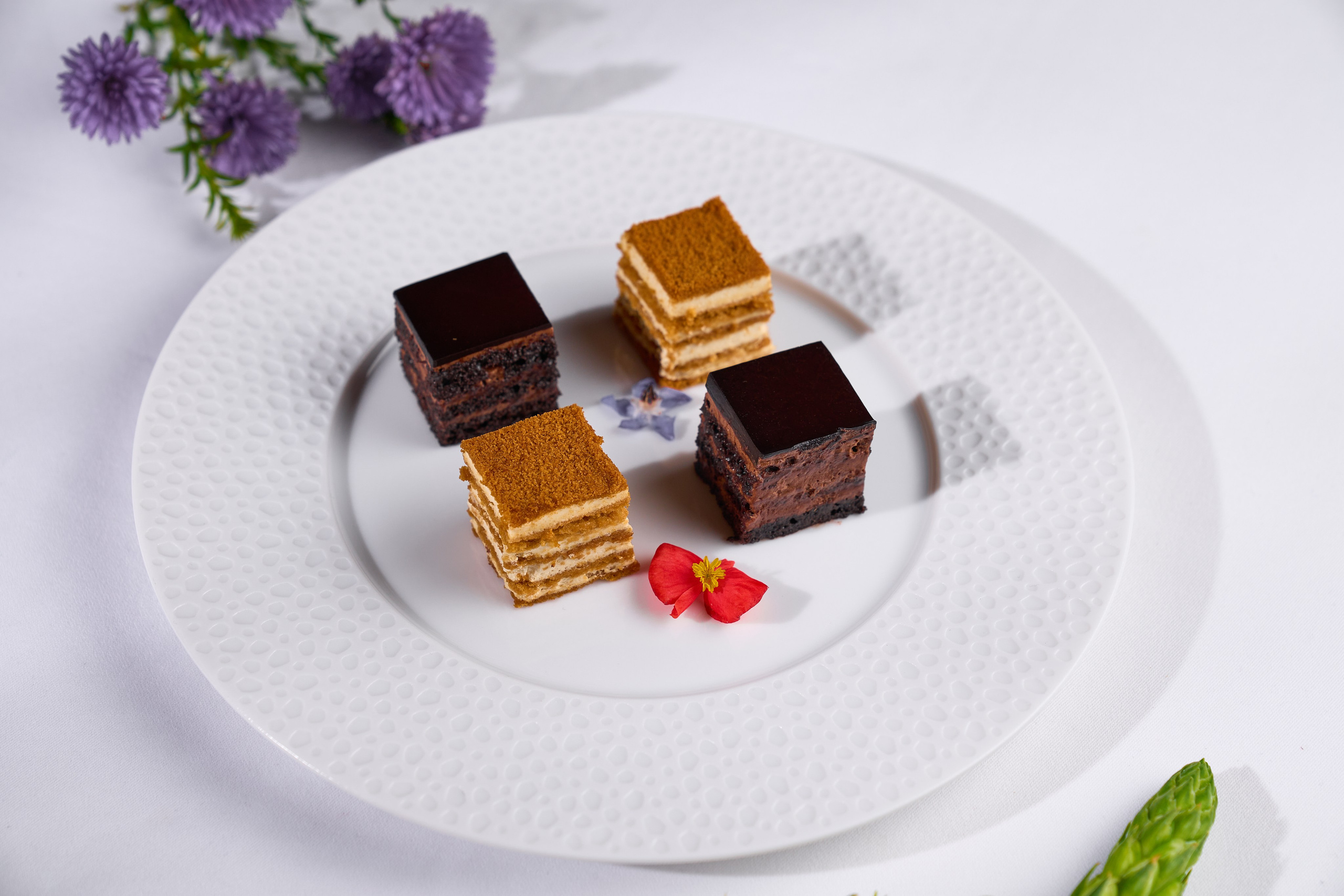 COSMOS ITALY — СЪЕМКА МЕНЮ