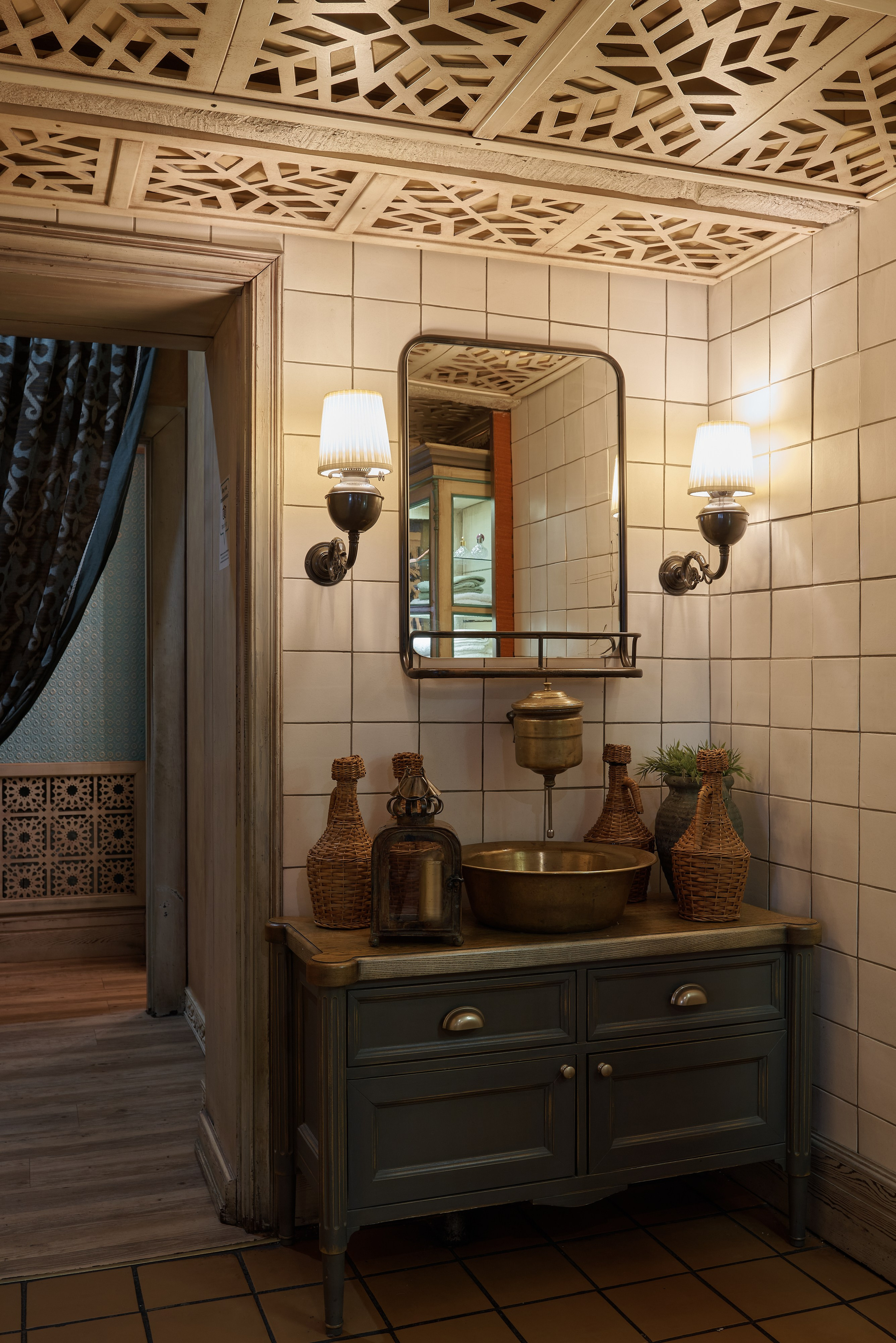 Хмели Сунели, Екатеринбург. Абросимов Лев интерьерный и архитектурный фотограф