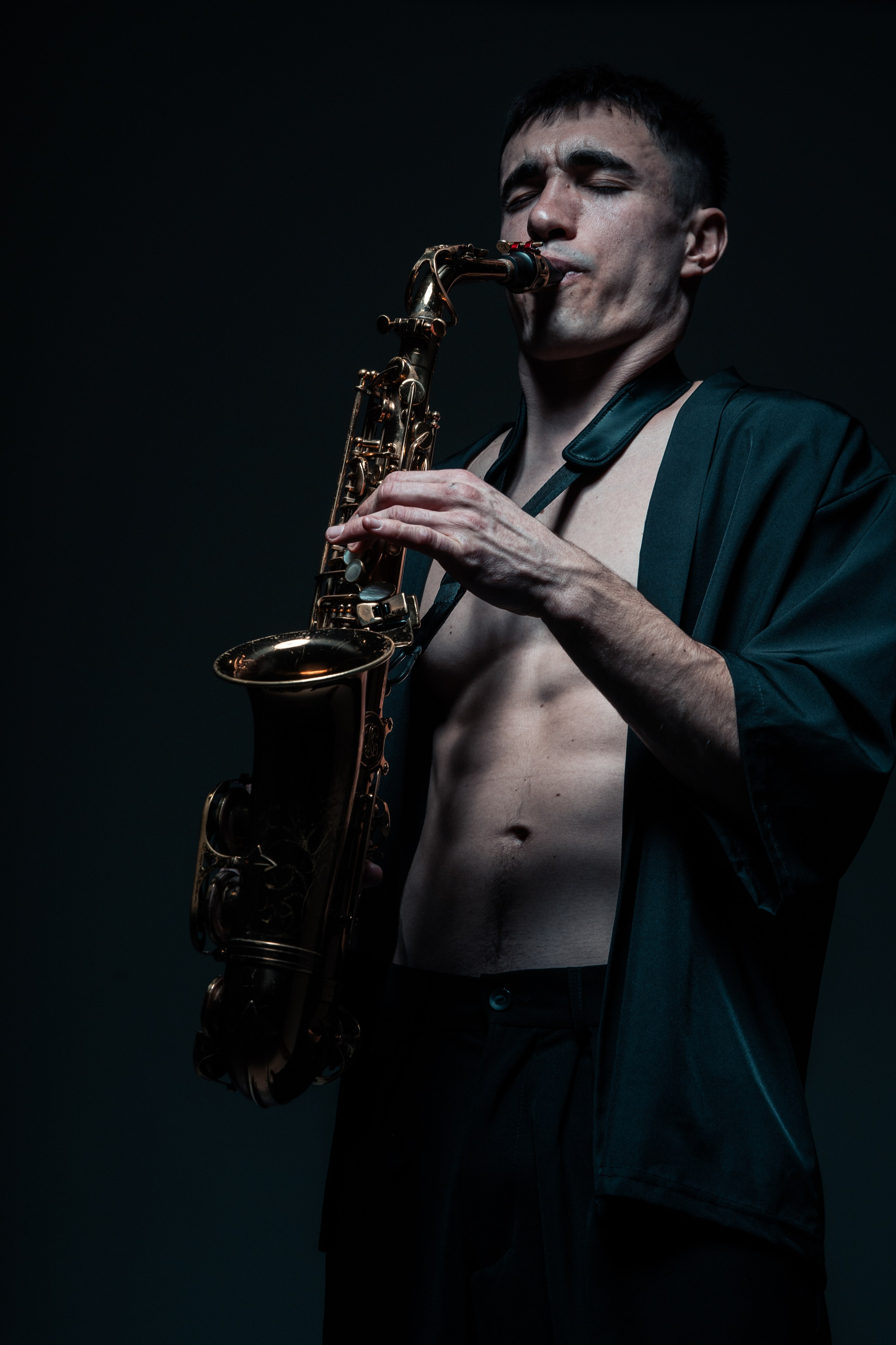 Саксофон. Свадебный и портретный фотограф в Москве Алексей Чернявский