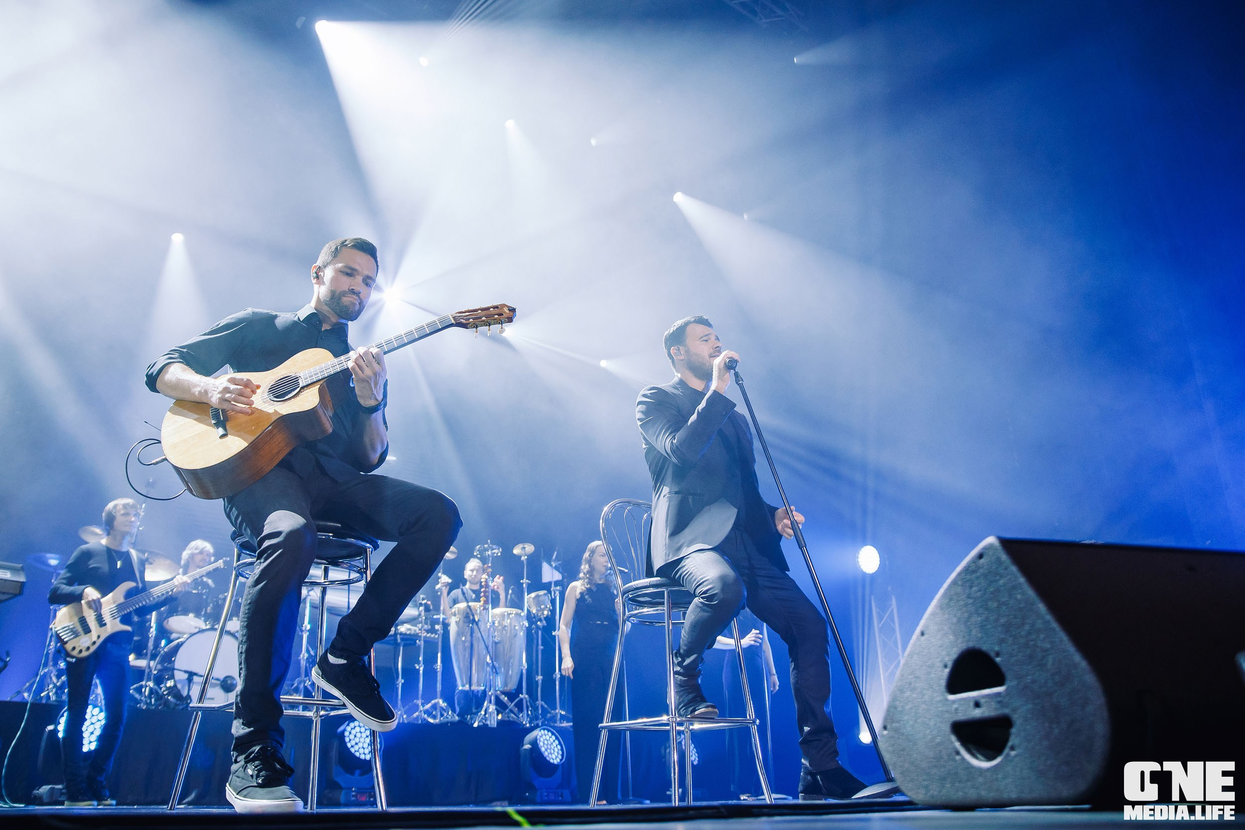 Фоторепортаж с концерта Эмина в Янтарь Холле. One Media Life: фоторепортажи, фотоотчеты с мероприятий и заведений