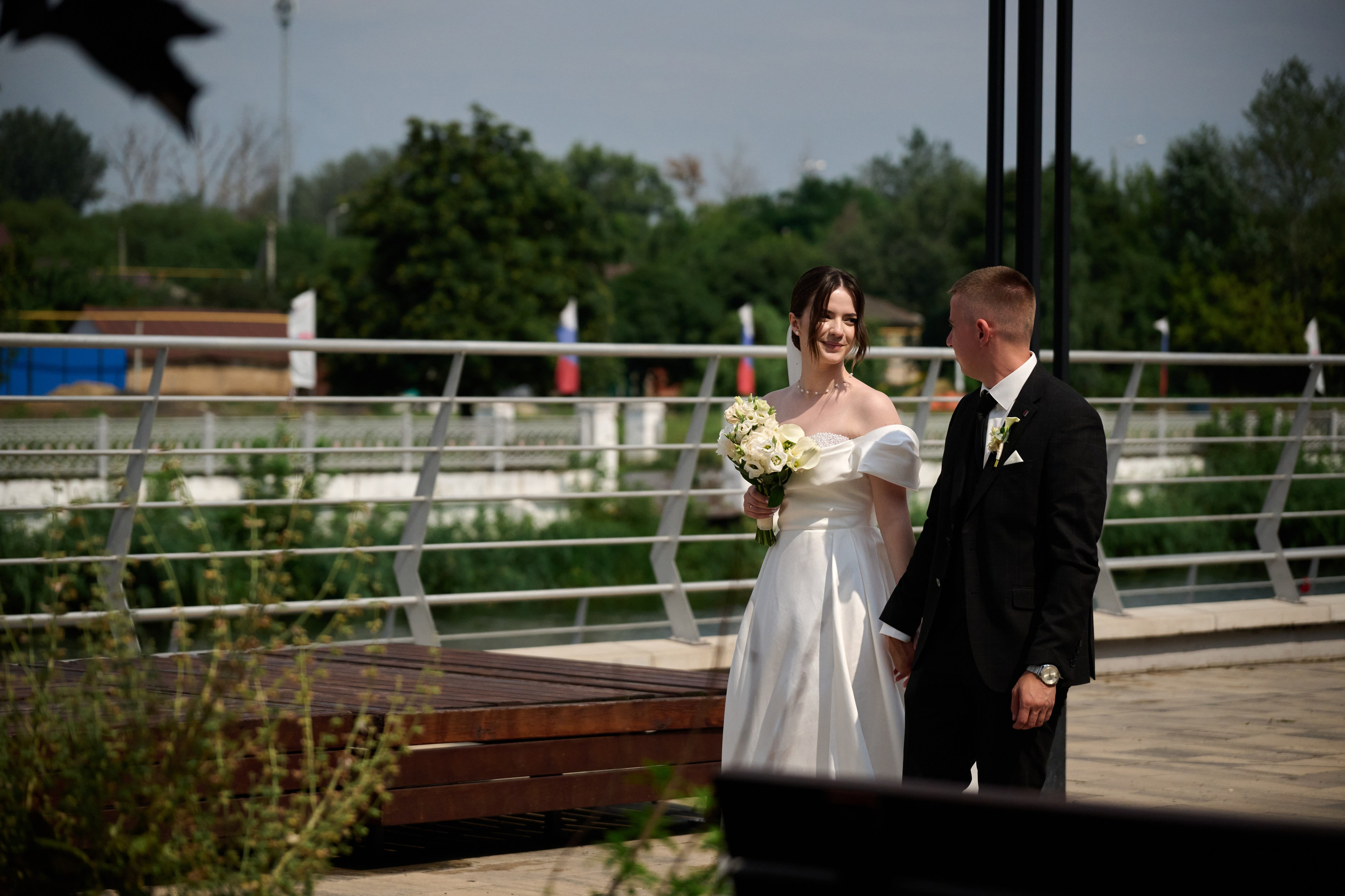 Свадебная фотосессия Никиты и Ангелины в Старом Осколе. Профессиональный фотограф Старый Оскол, Губкин — свадьба, венчание, крещение, юбилей и день рождения