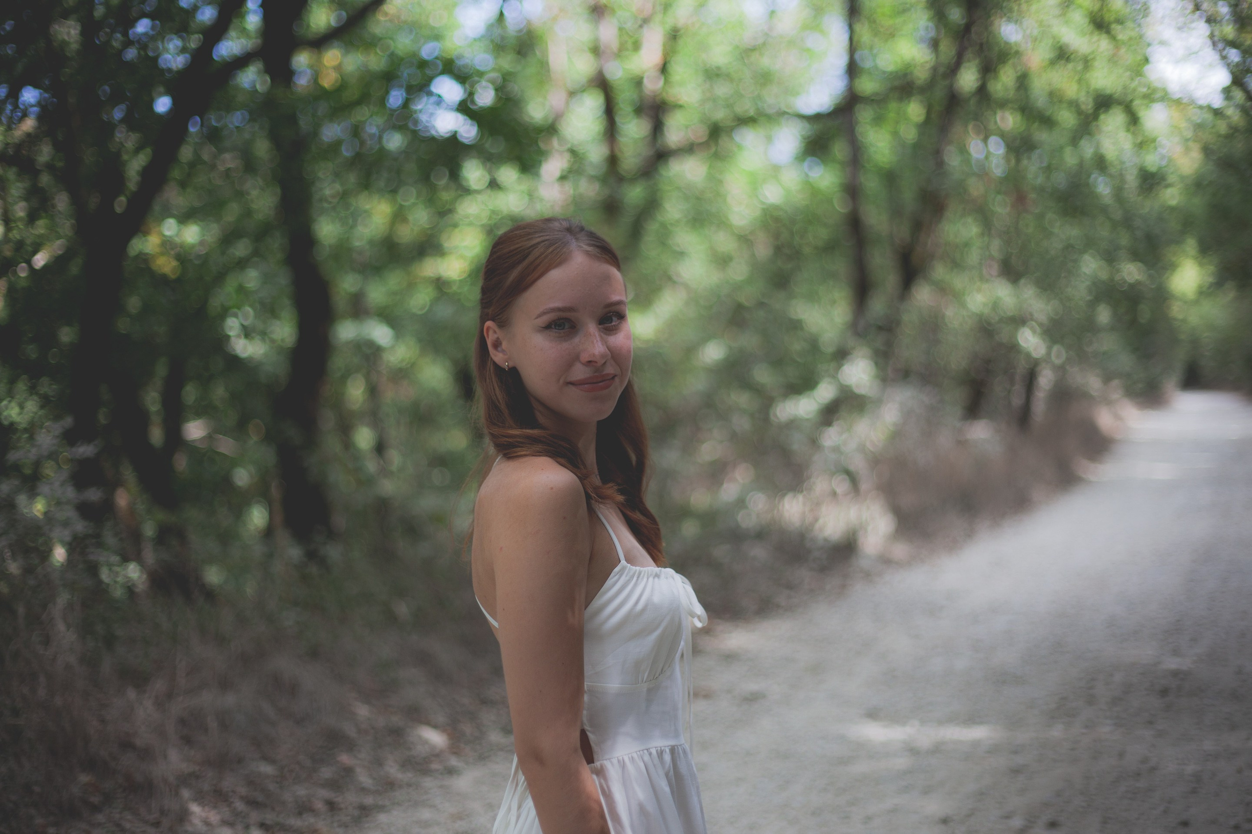 Нежность гор. Уличный фотограф Города N