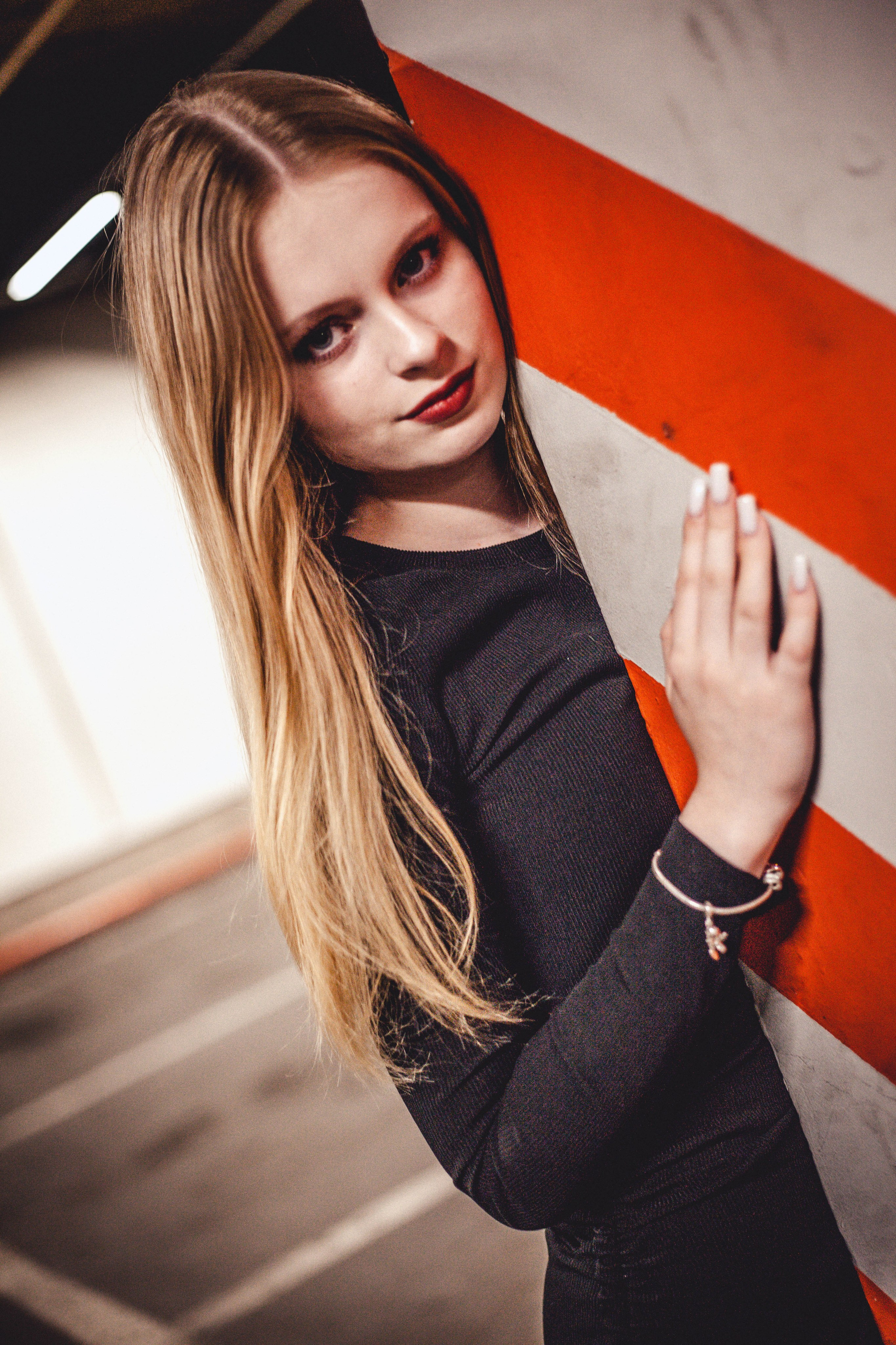 «Тайны парковки глазами тележки». Уличный фотограф Города N