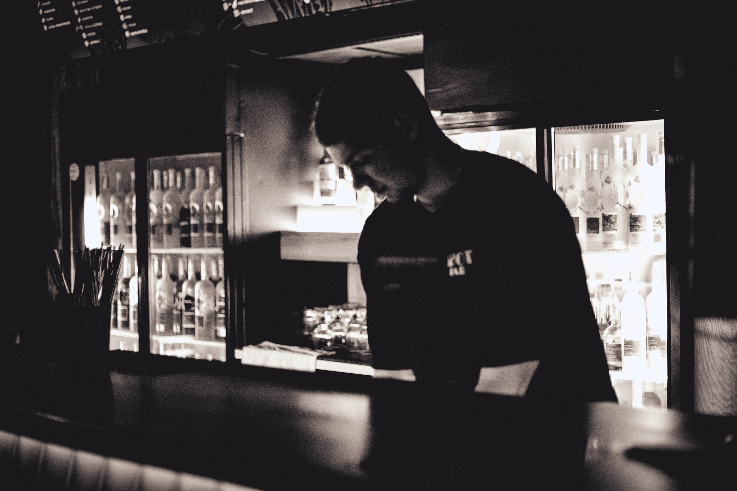 Шот Бар. Уличный фотограф Города N