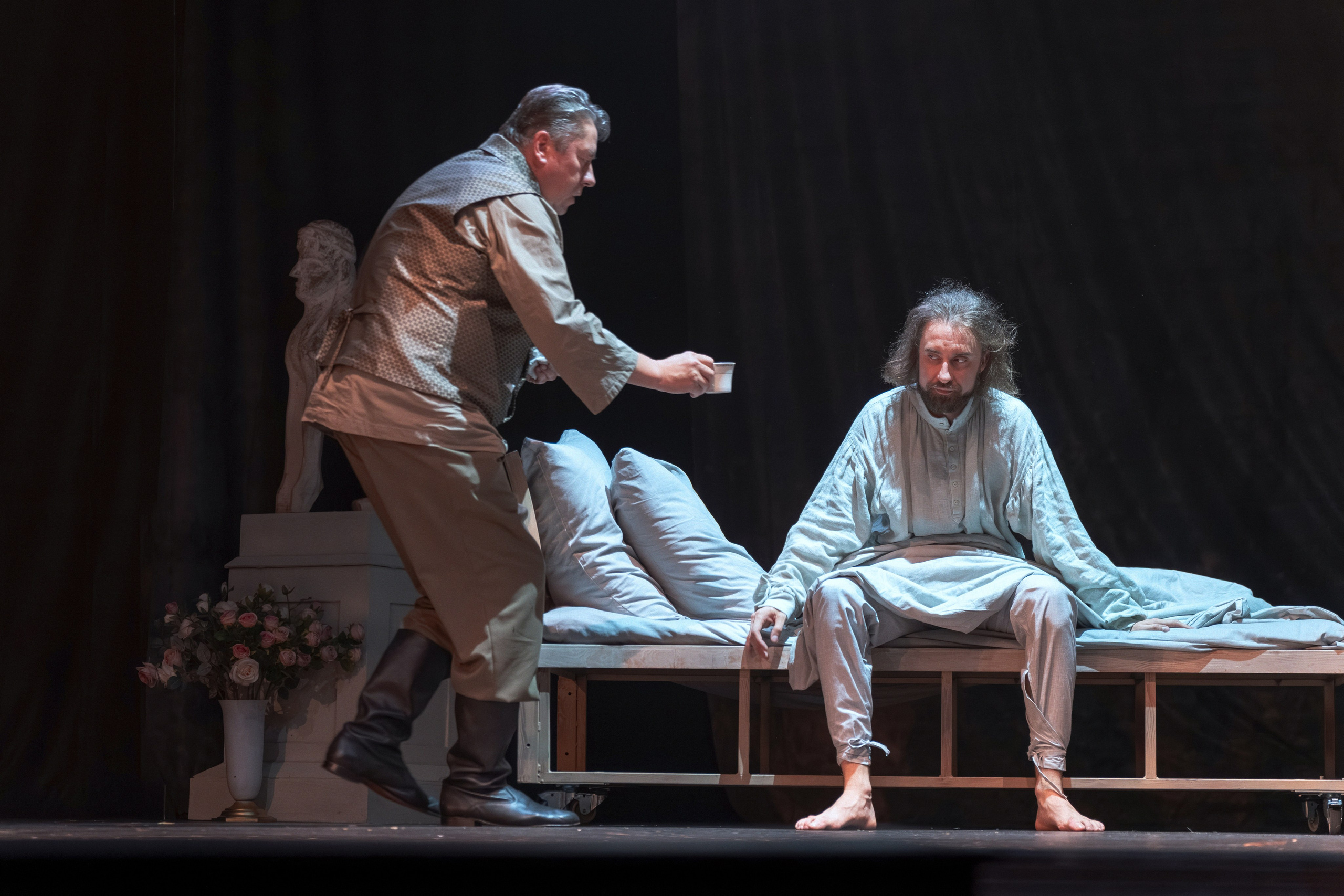 Театр Роста: Отцы и Дети. Сайт фотографа Сергея Абрамова