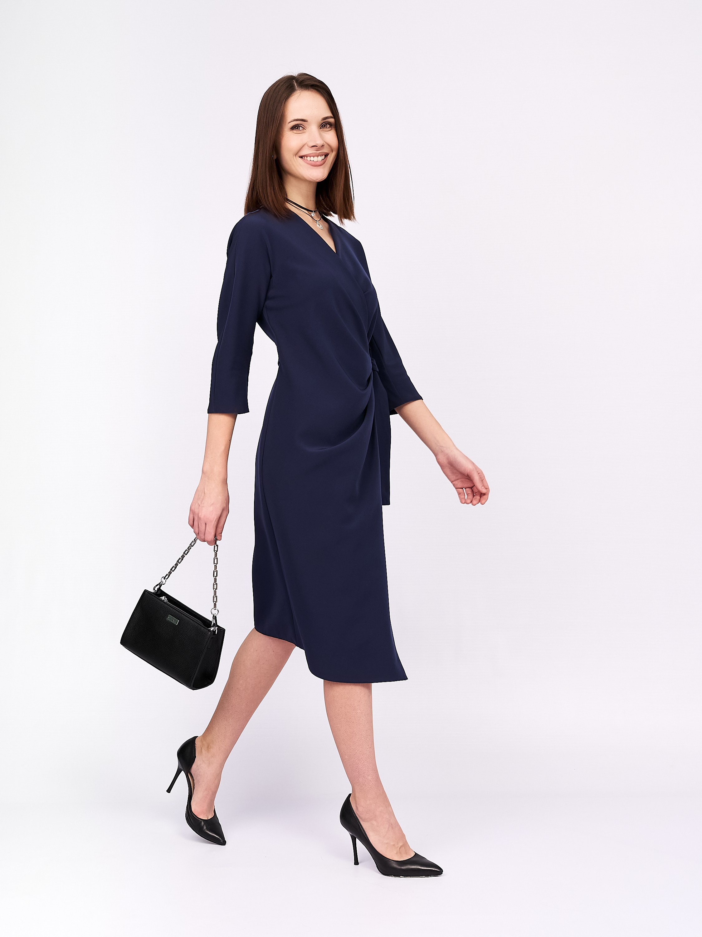 Модельная фотосъёмка платья для маркетплейсов