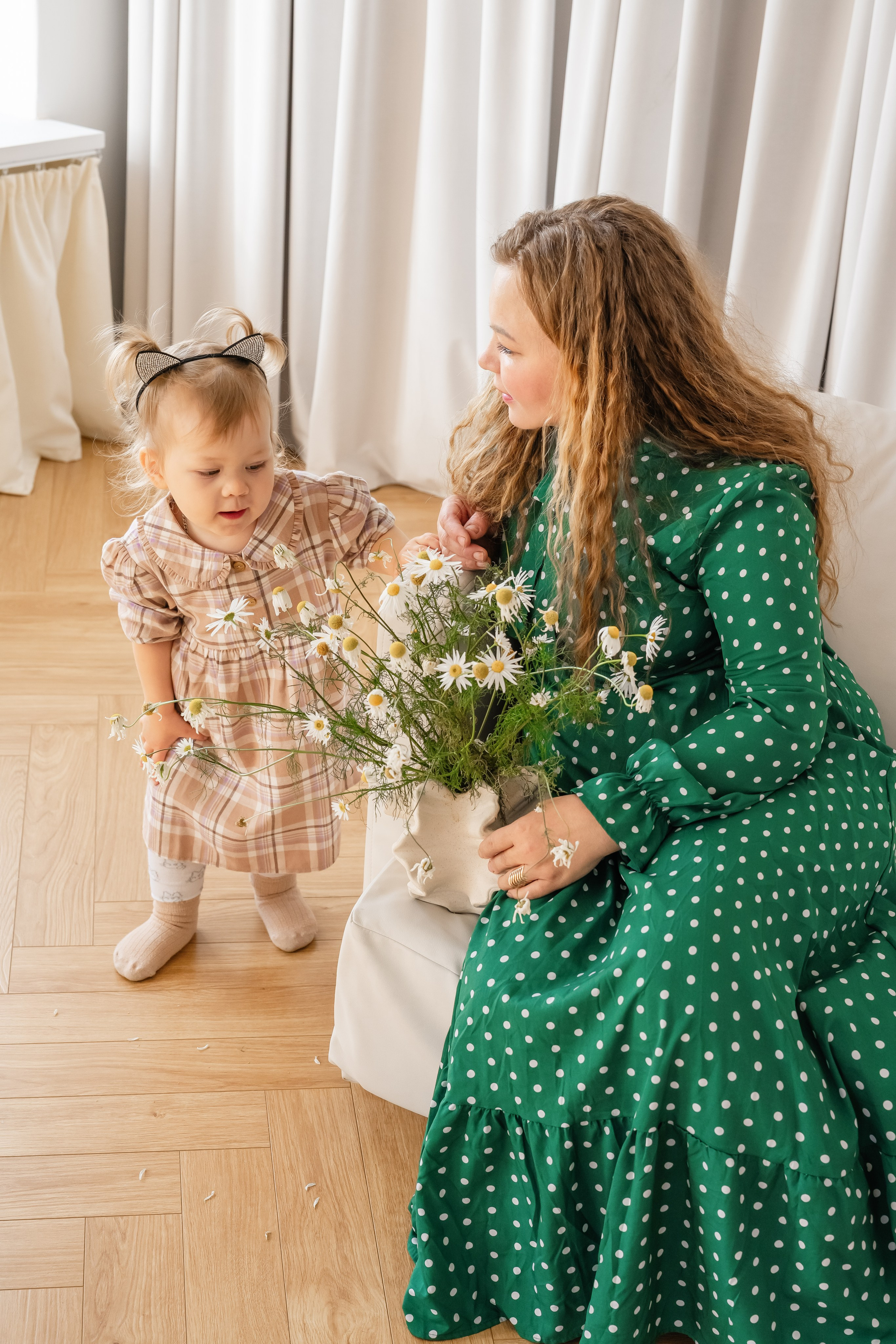 Мама и дочь. Фотограф и видеограф в Улан-Удэ: Аюна Габагуева и Артём Шаханов