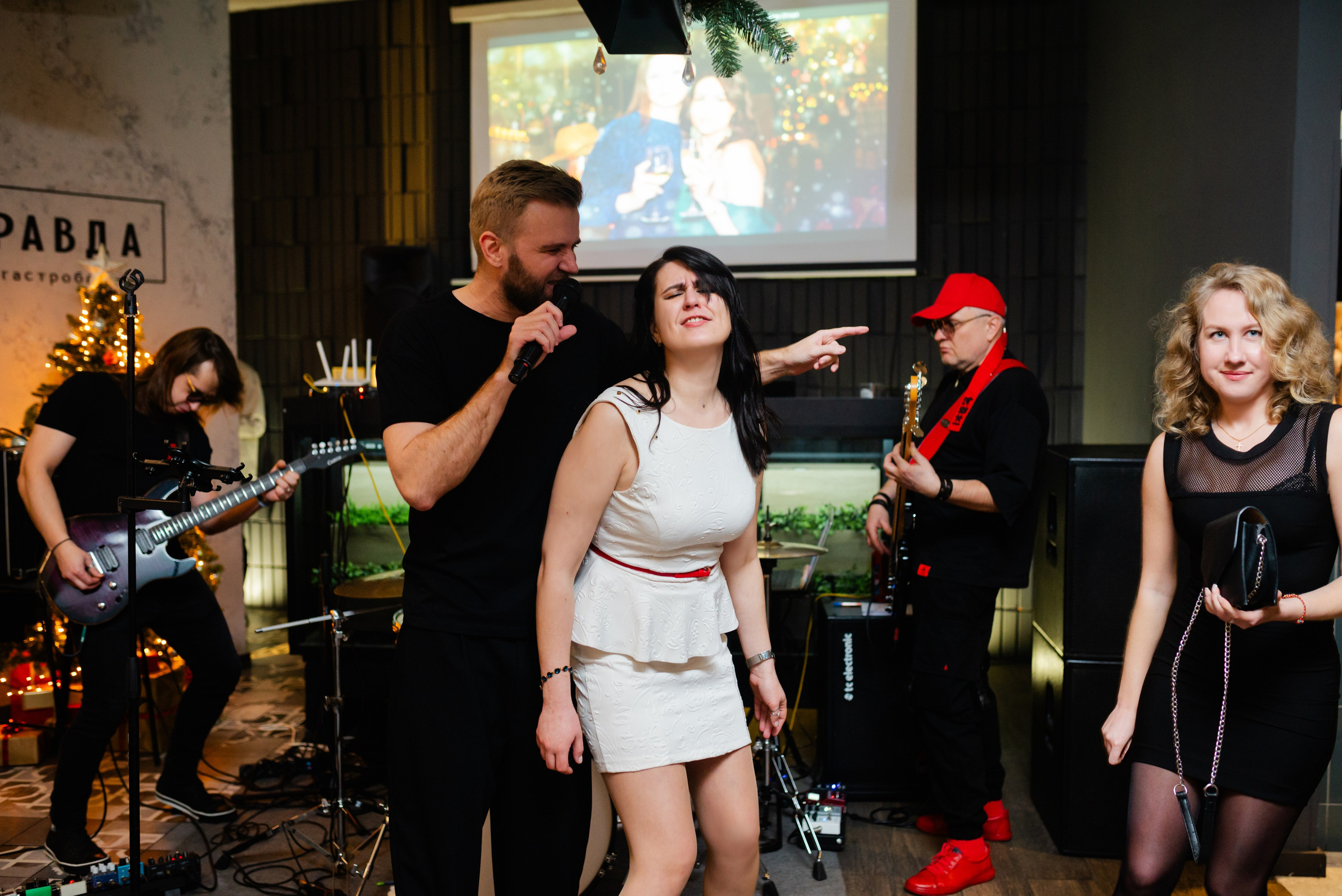 Корпоратив для «Компьютеры и периферия». Свадебный фотограф в городе Минск Крохмалюк Анна