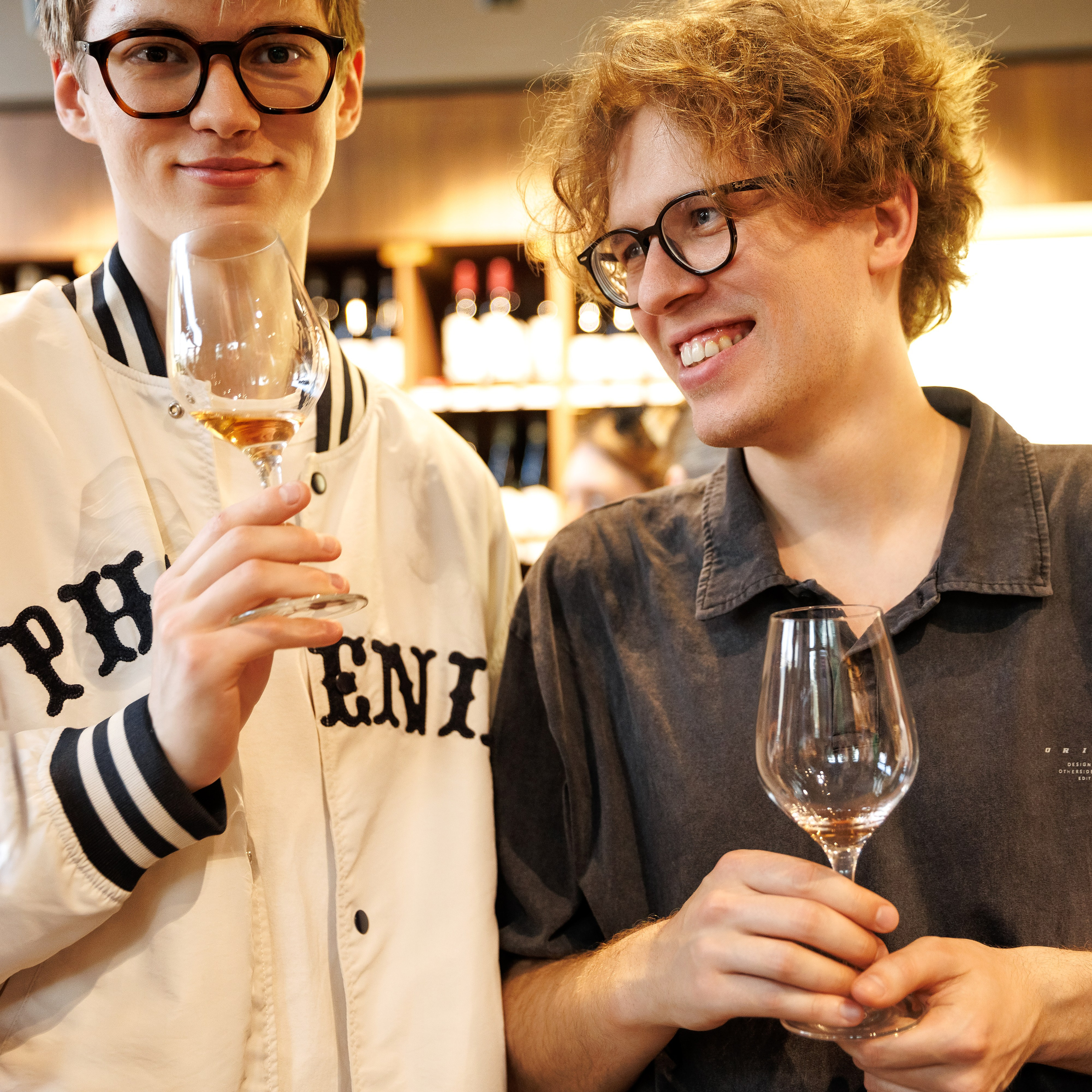 Презентация в SimpleWine. Репортажный Фотограф в Москве Александр Назаров