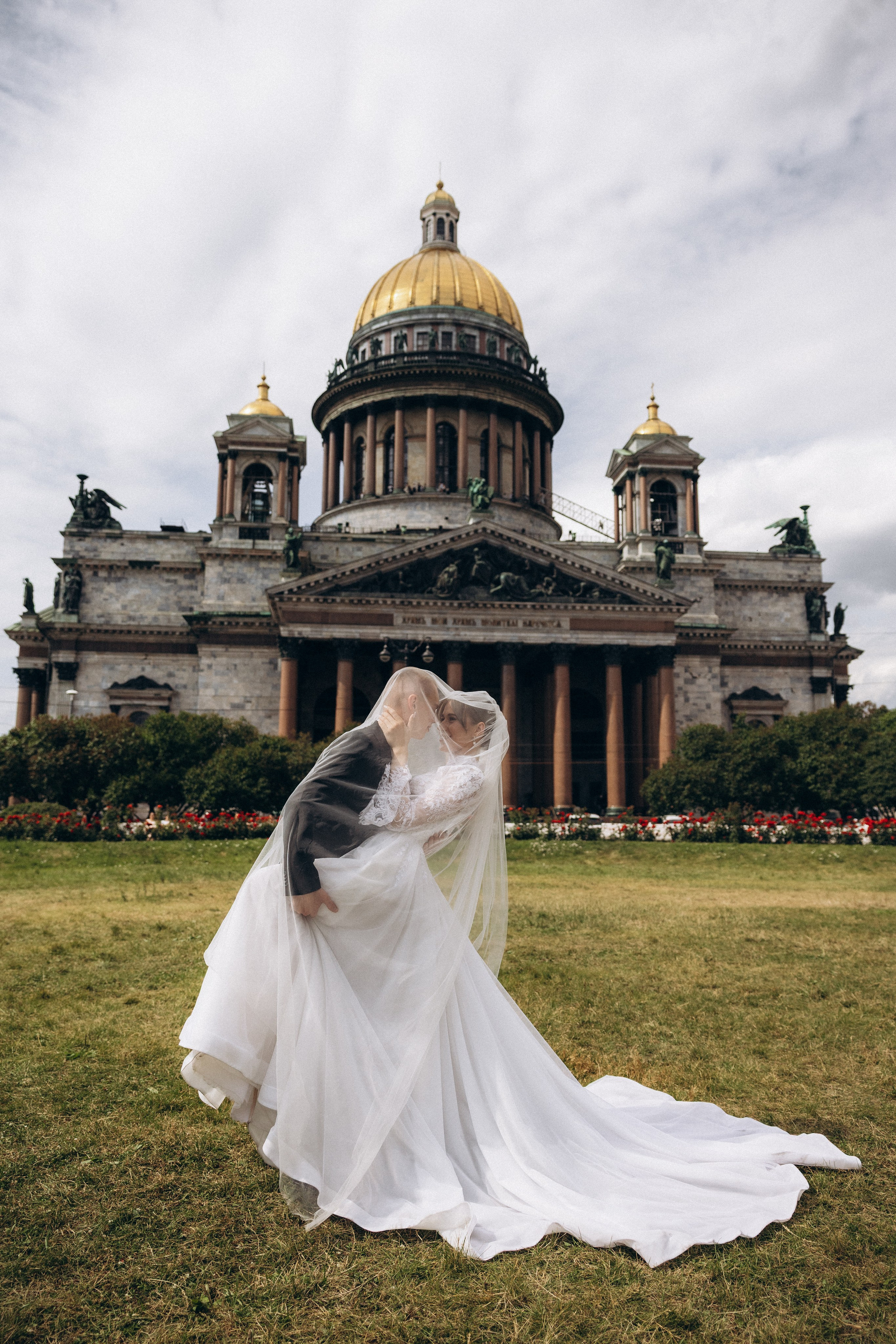 Настя & Кирилл / Загс Адмиралтейского рна. Phdkvmr.ru