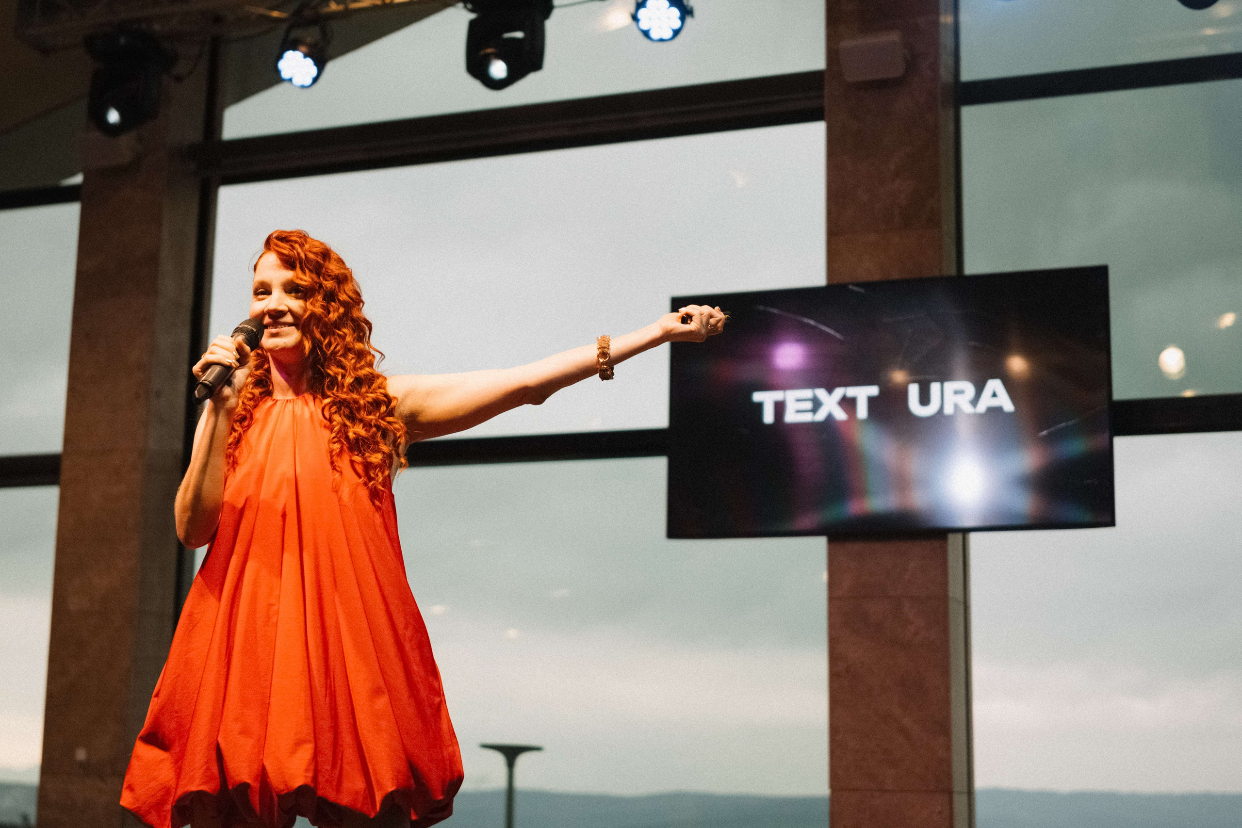 Репортаж бизнес-конференции. Портретный и свадебный фотограф в Тбилиси • xeniqo