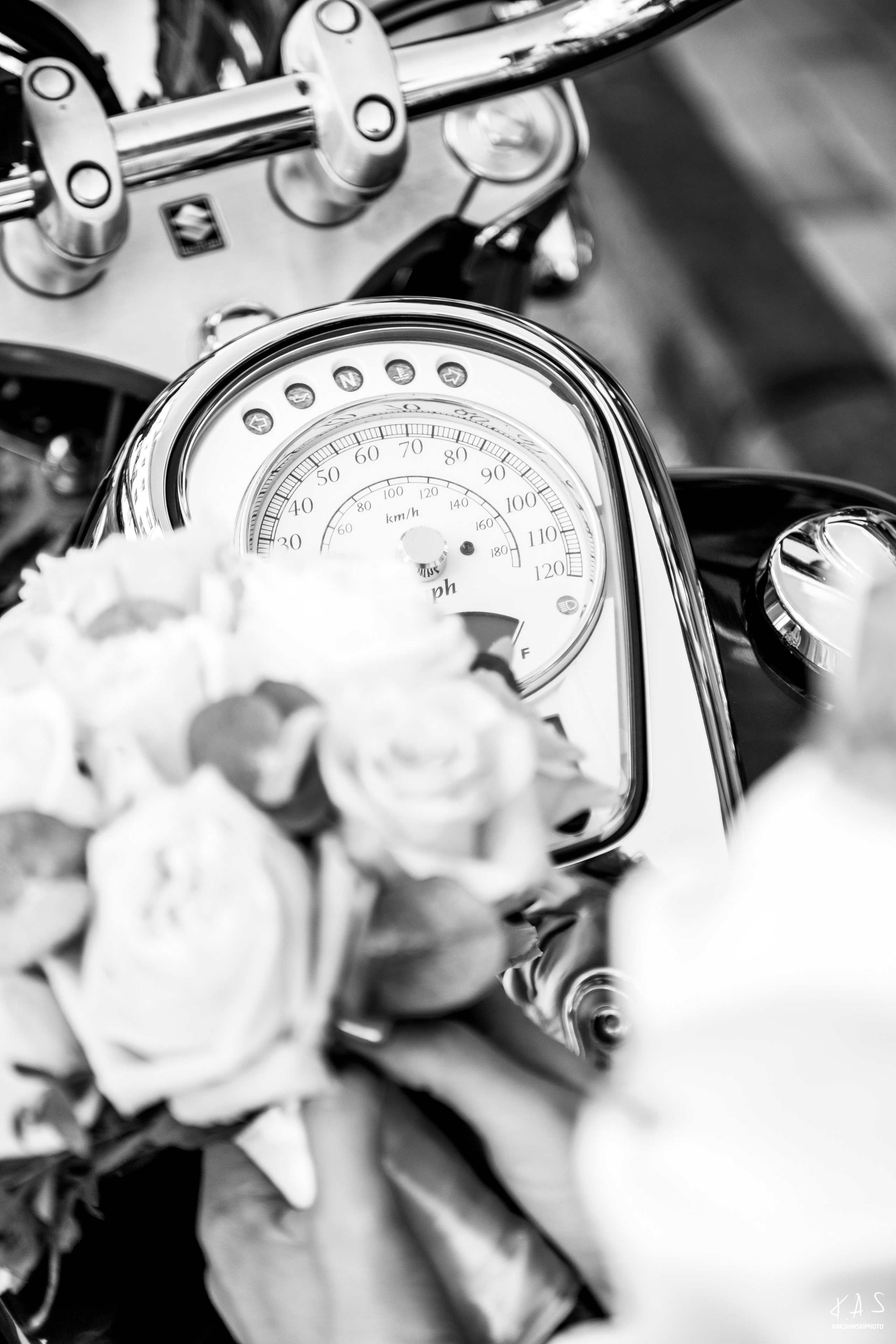 120 по встречной. Фотография и видеосъёмка