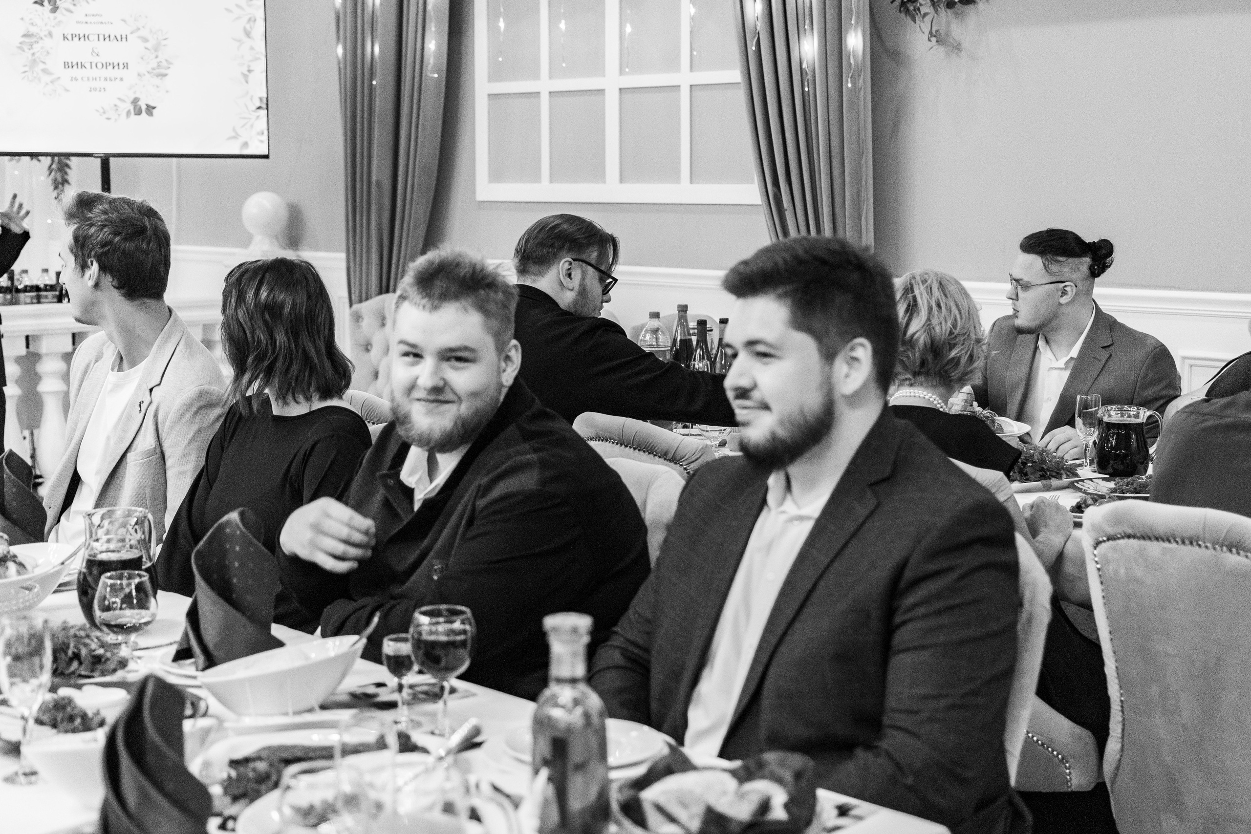 Свадебная фотосессия свадебный фотограф Татьяна Марсуверских свадебная фотопрогулка Москва Жуковский. Фотограф для маркетплейсов, фотоуслуги в Жуковском Татьяна Марсуверских