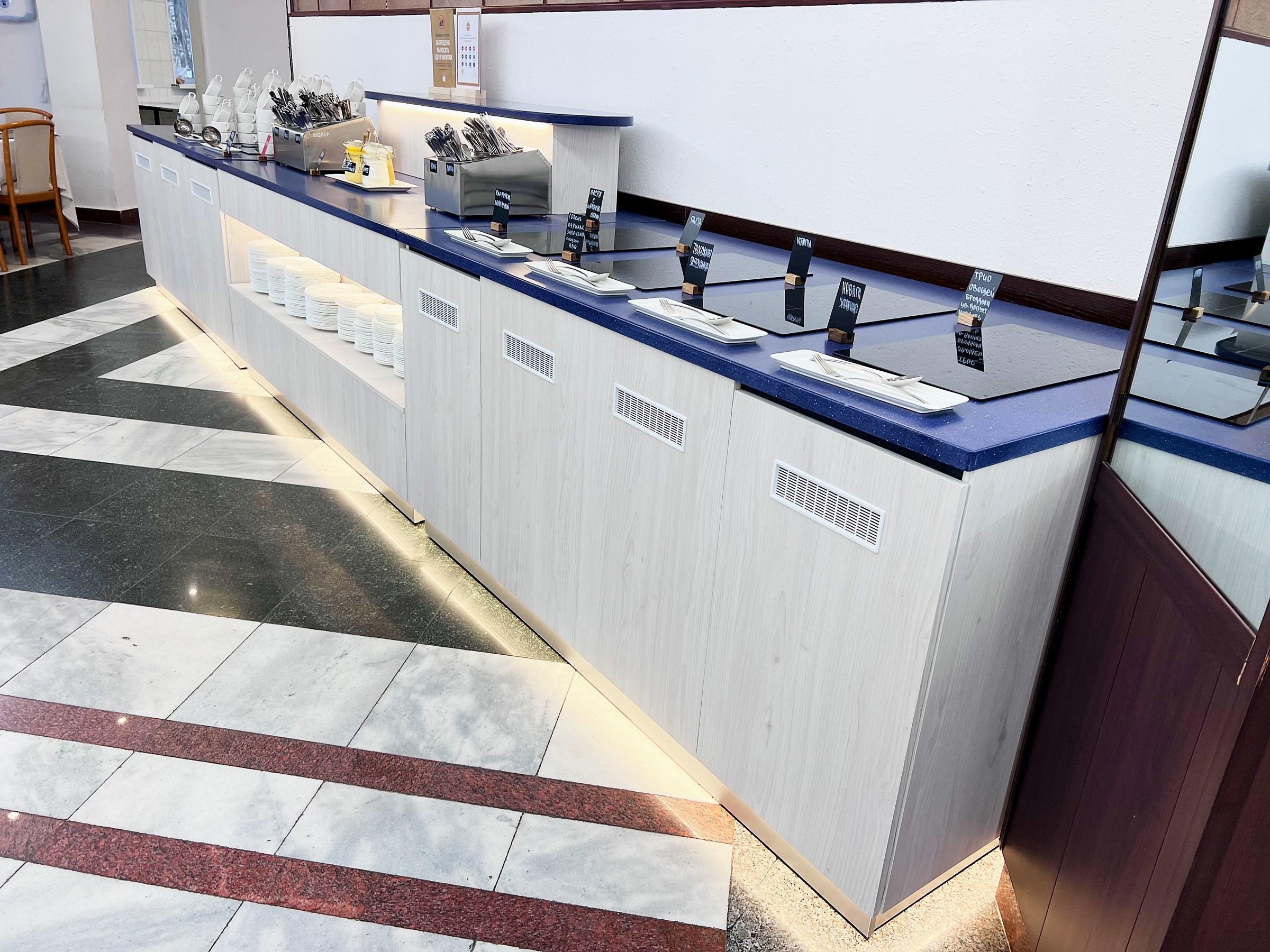 Шведская линия раздачи от производителя. Мебель для бизнеса: Блог о торговом оборудовании на заказ в Москве