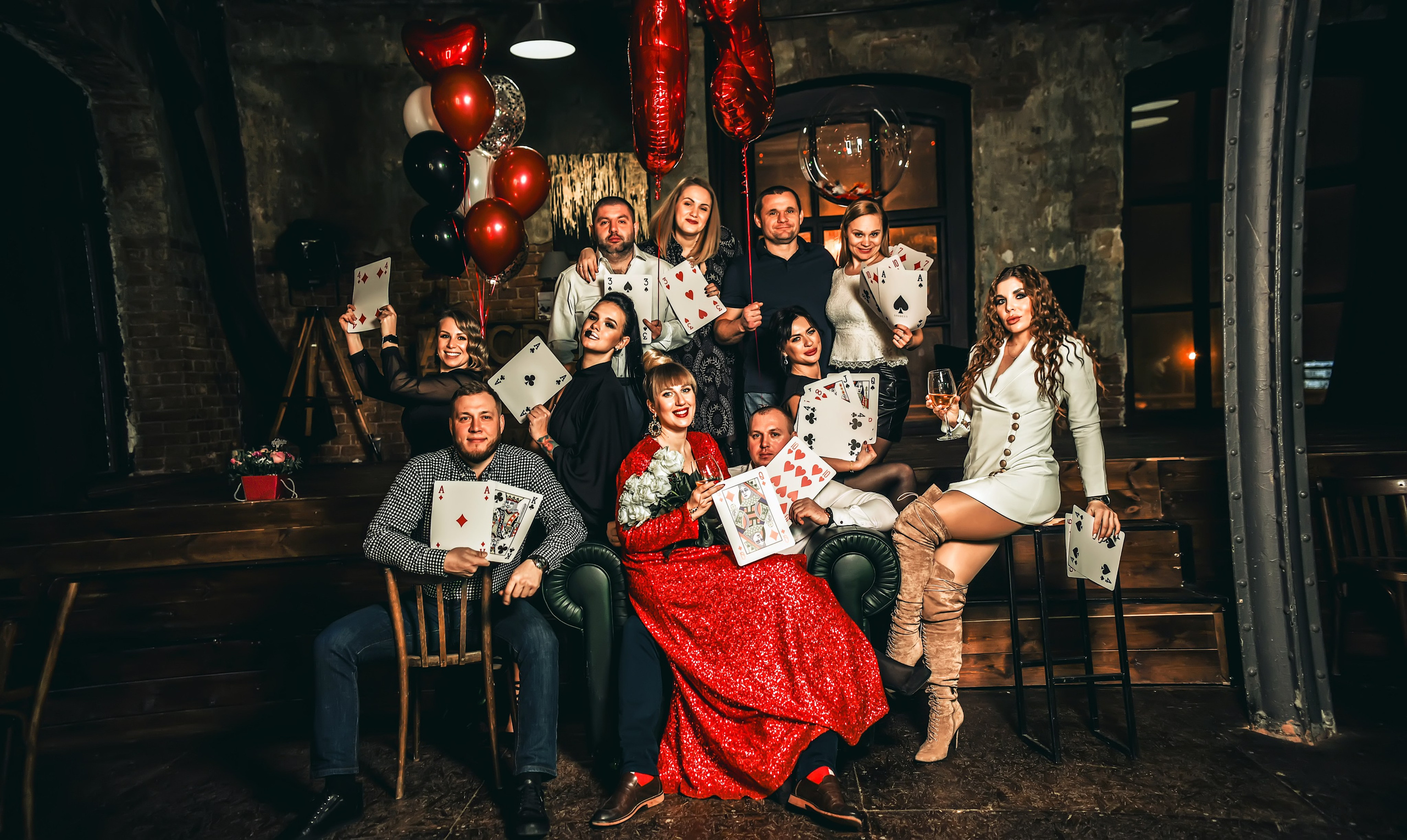 Тематическая вечеринка на юбилей 35 лет. Свадебный, семейный, детский, контент фотограф в Омске Максим Ильин