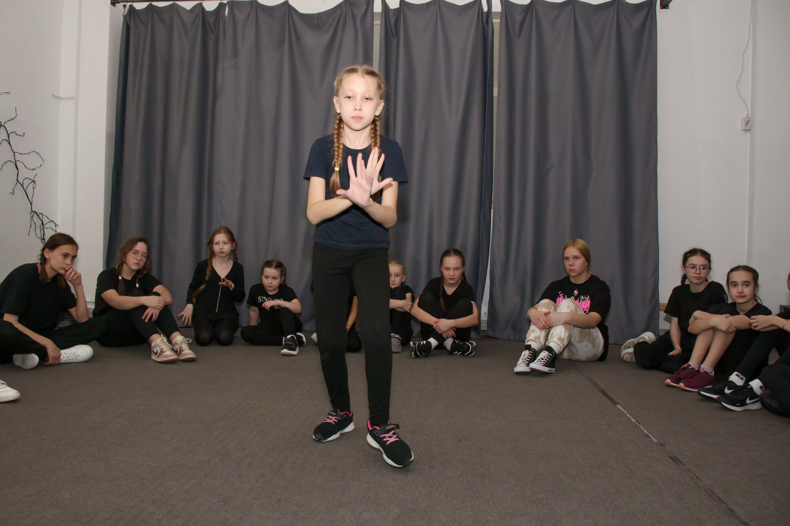 Тренировка в танц. школе. Репортажный Фотограф