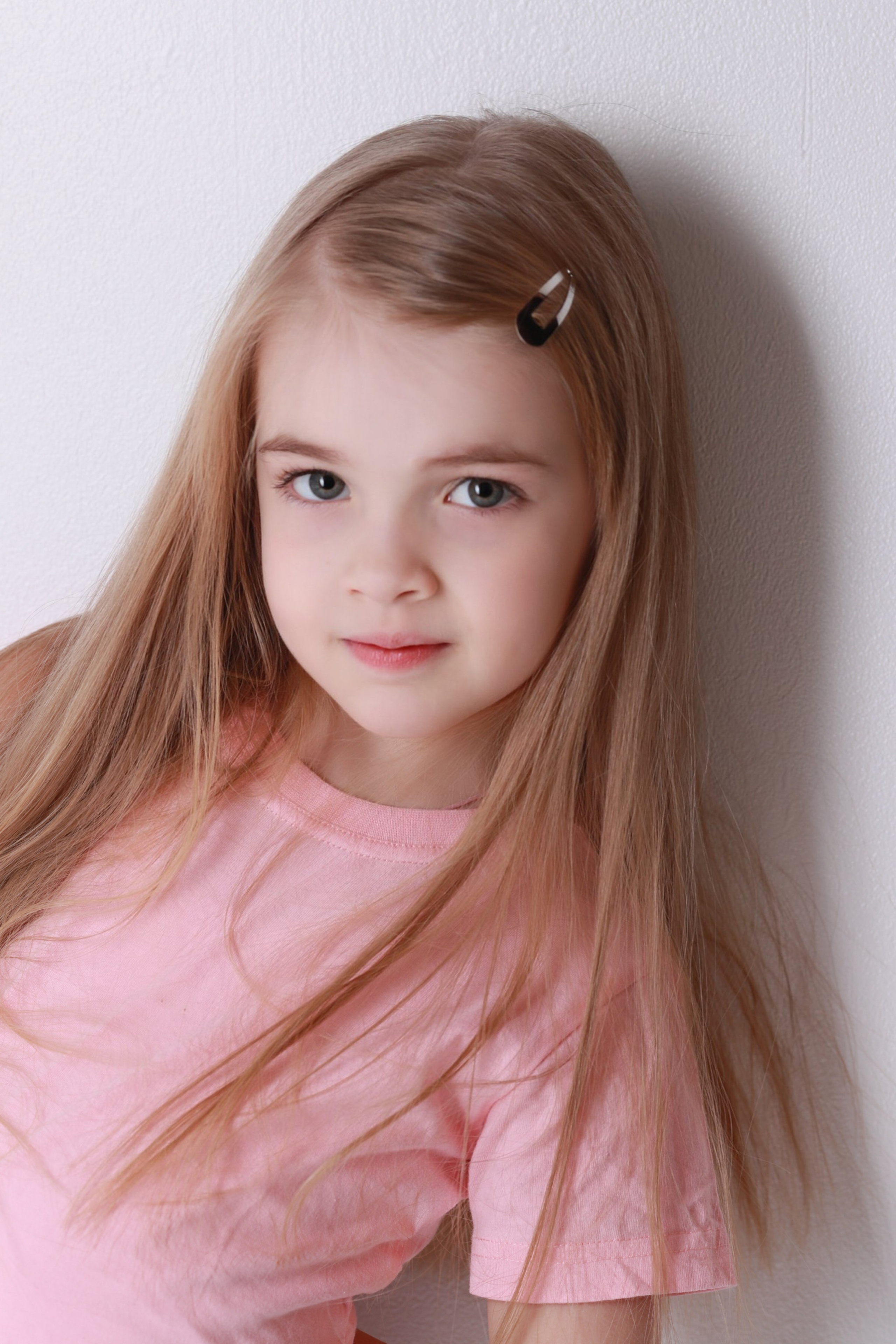 Юная актриса Верона Зверева. Портфолио актрисы. Профессиональный фотограф Алена Александрова