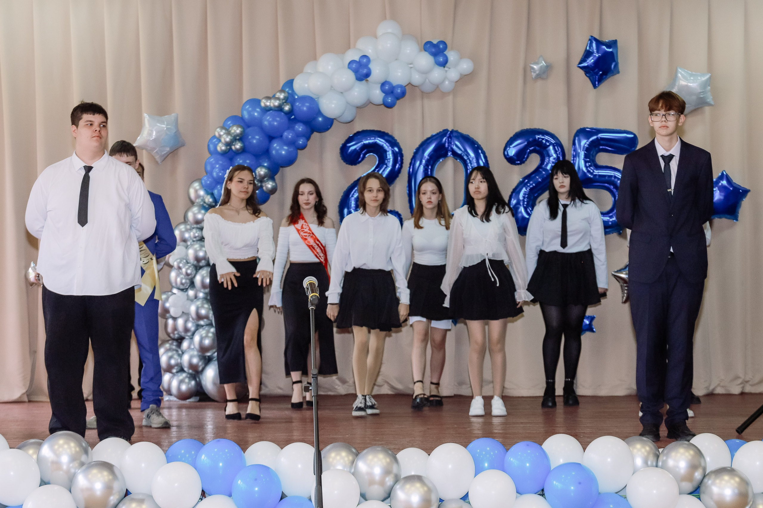 Последний звонок 9 кл № 26. Фотограф Юлия Мальцева